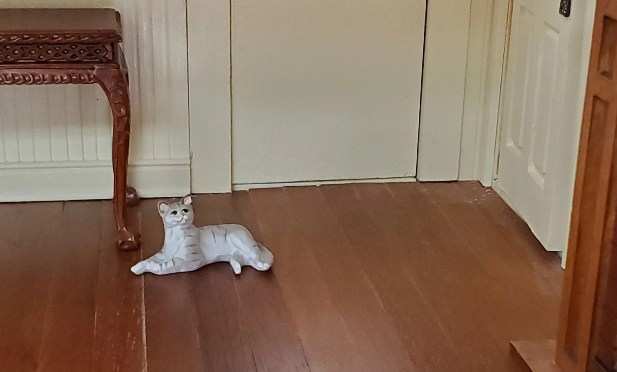Dollhouse Kitty Cat Gray Tabby Lying Down on Side 1:12 Scale Miniature Pet - Image 4