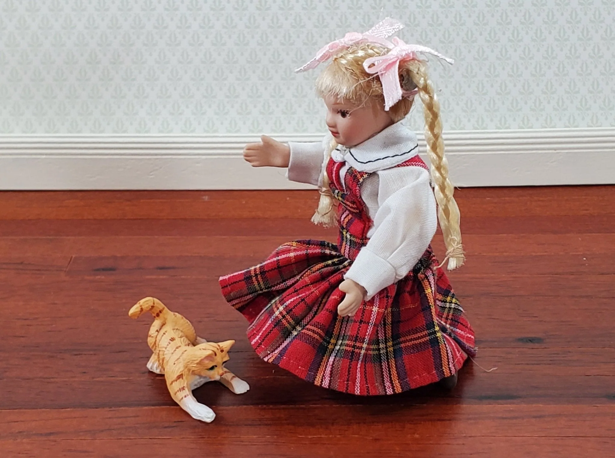 Dollhouse Kitty Cat Orange Tabby Playful Pose 1:12 Scale Miniature Pet - Image 6