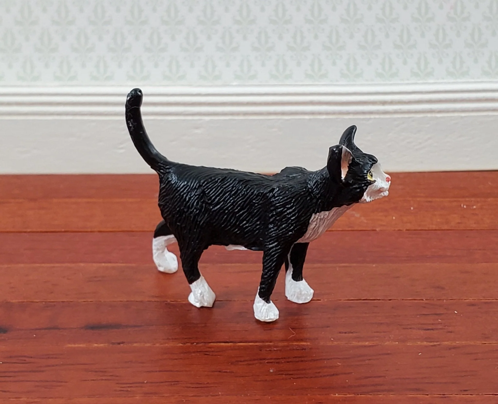 Dollhouse Kitty Cat Tuxedo Black and White Walking 1:12 Scale Miniature Pet - Image 2