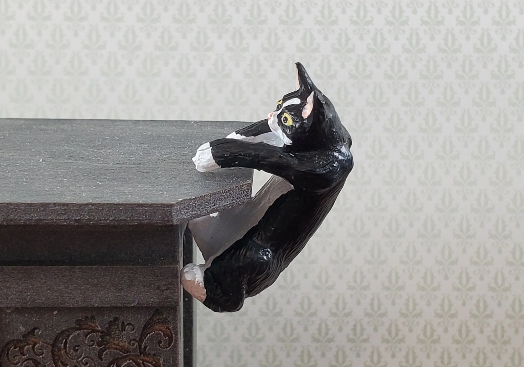 Dollhouse Kitty Cat Tuxedo Black White Mischievous Climbing 1:12 Scale Miniature