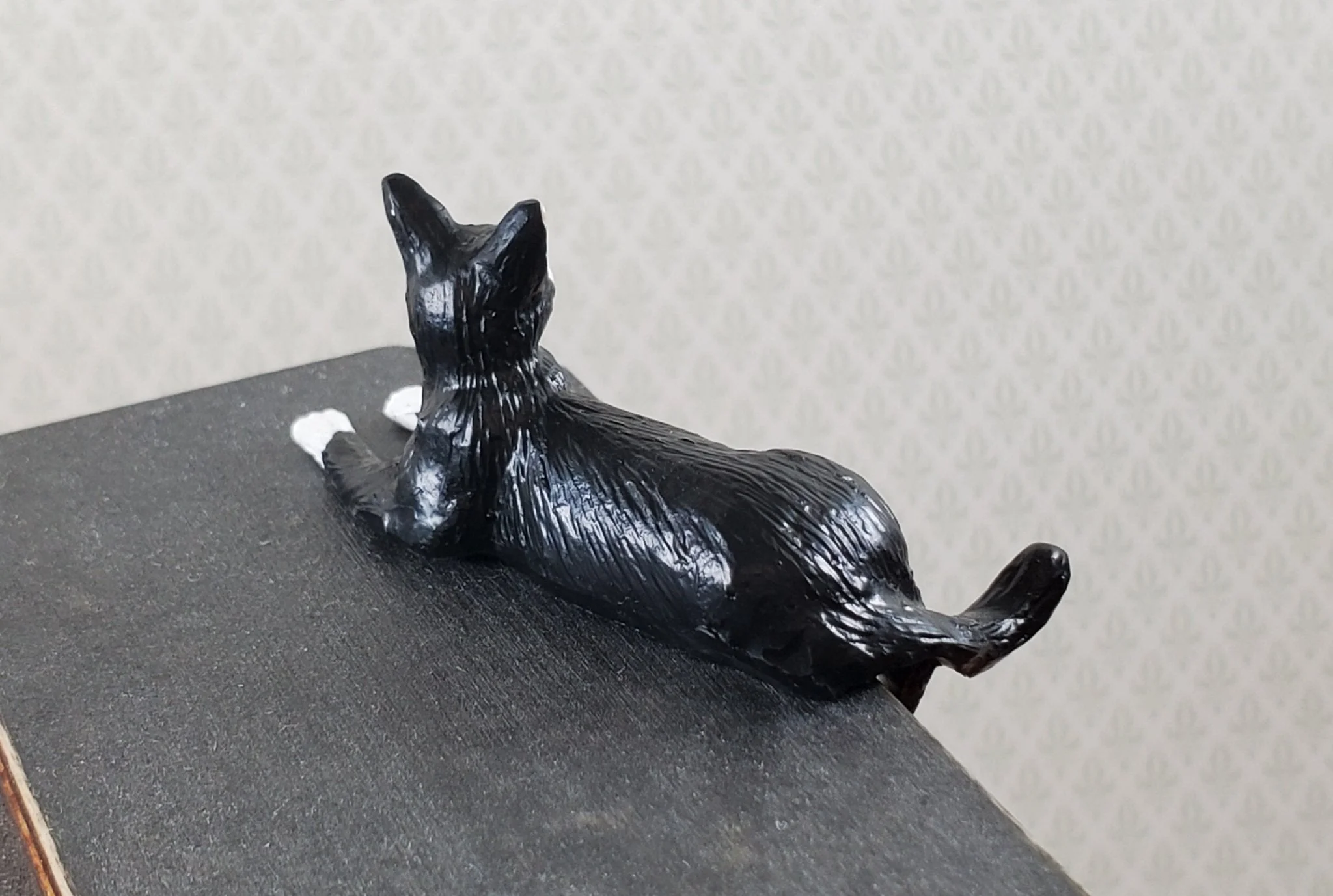 Dollhouse Kitty Cat Tuxedo Black White Shelf Sitter Leg Down 1:12 Scale Miniature - Image 2
