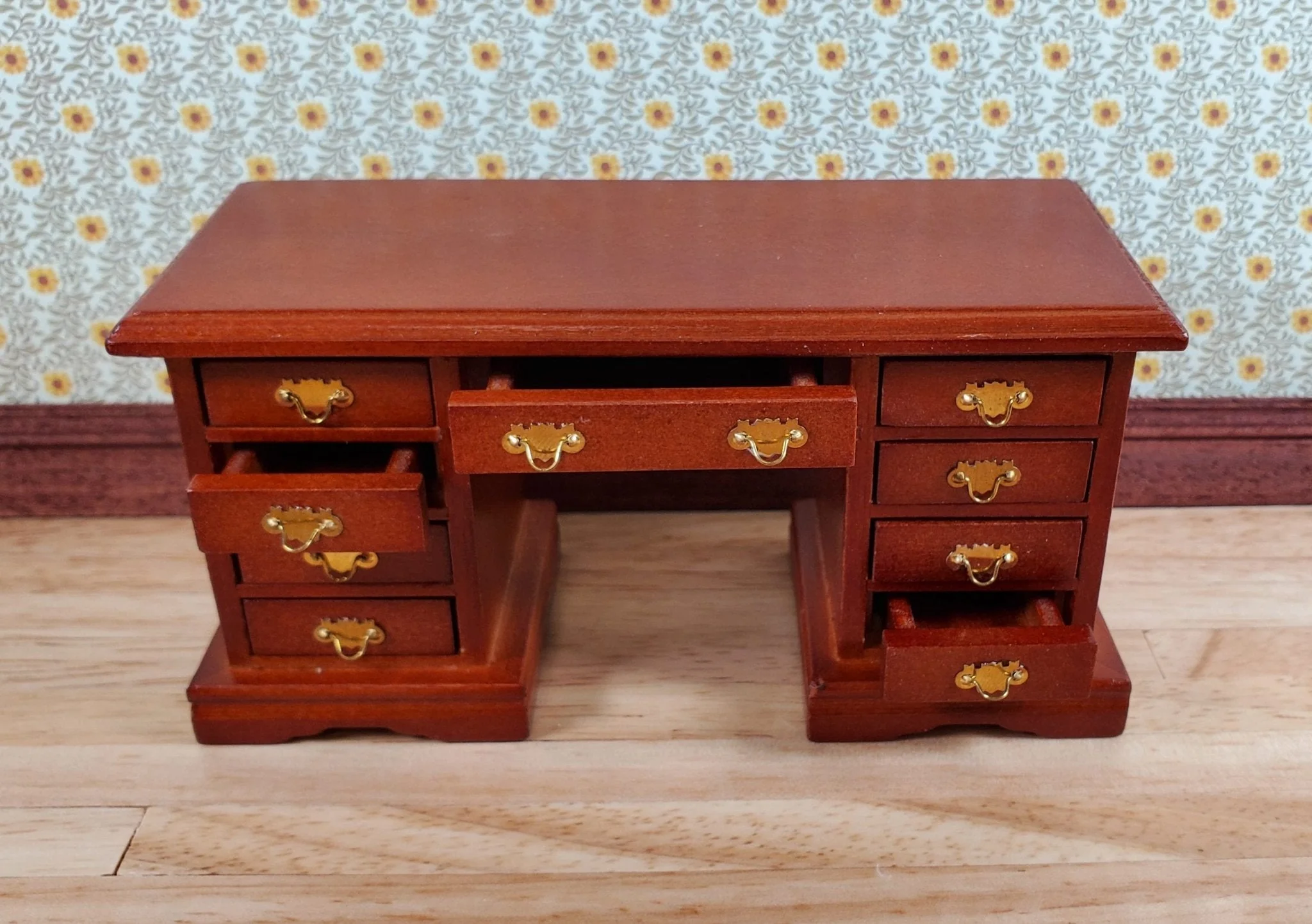 Dollhouse Kneehole Writing Desk with Drawers 1:12 Scale Miniature Furniture - Image 3