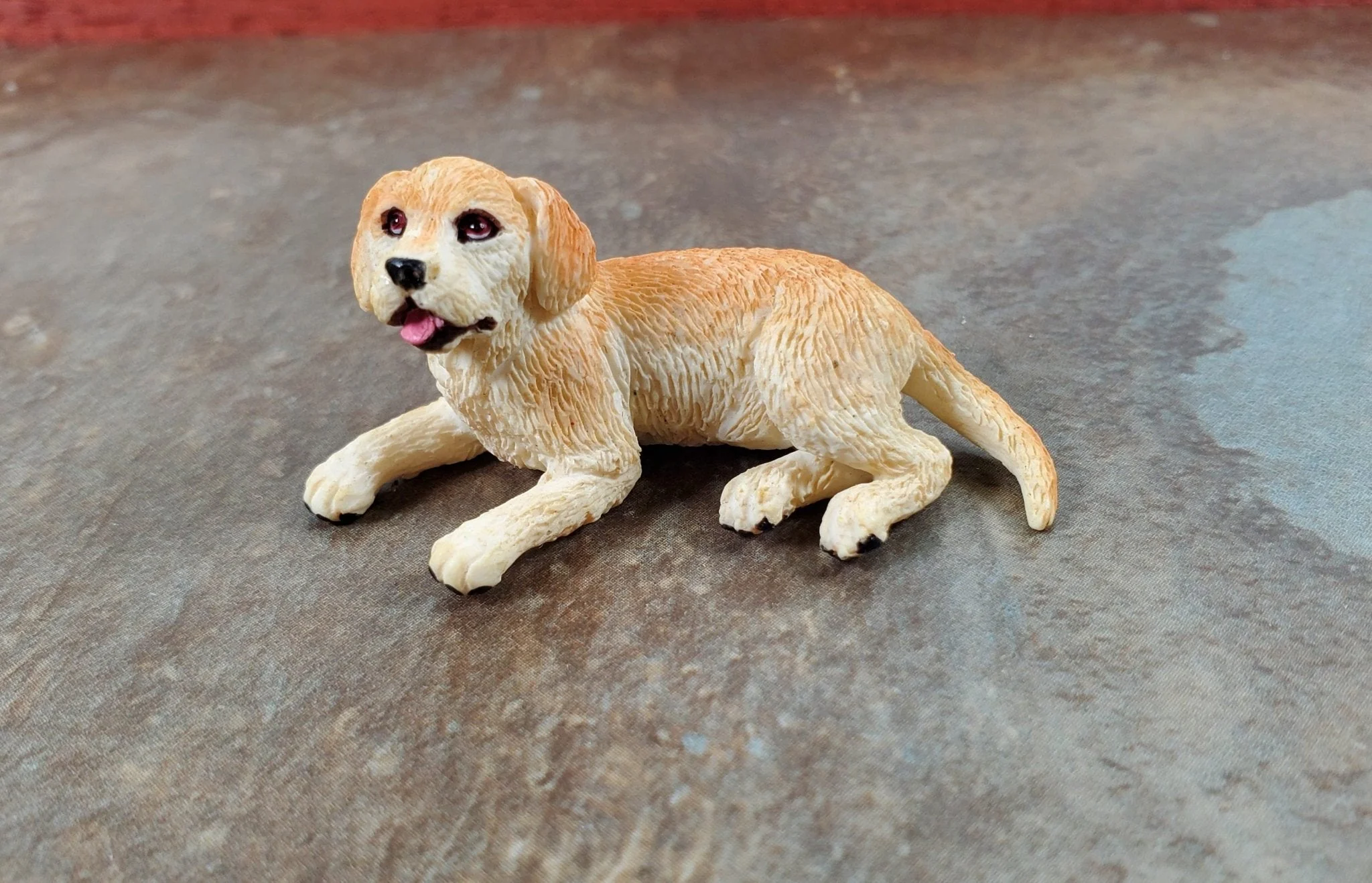 Dollhouse Labrodor Retriever Lab Puppy Dog Sitting 1:12 Scale Miniature Animal