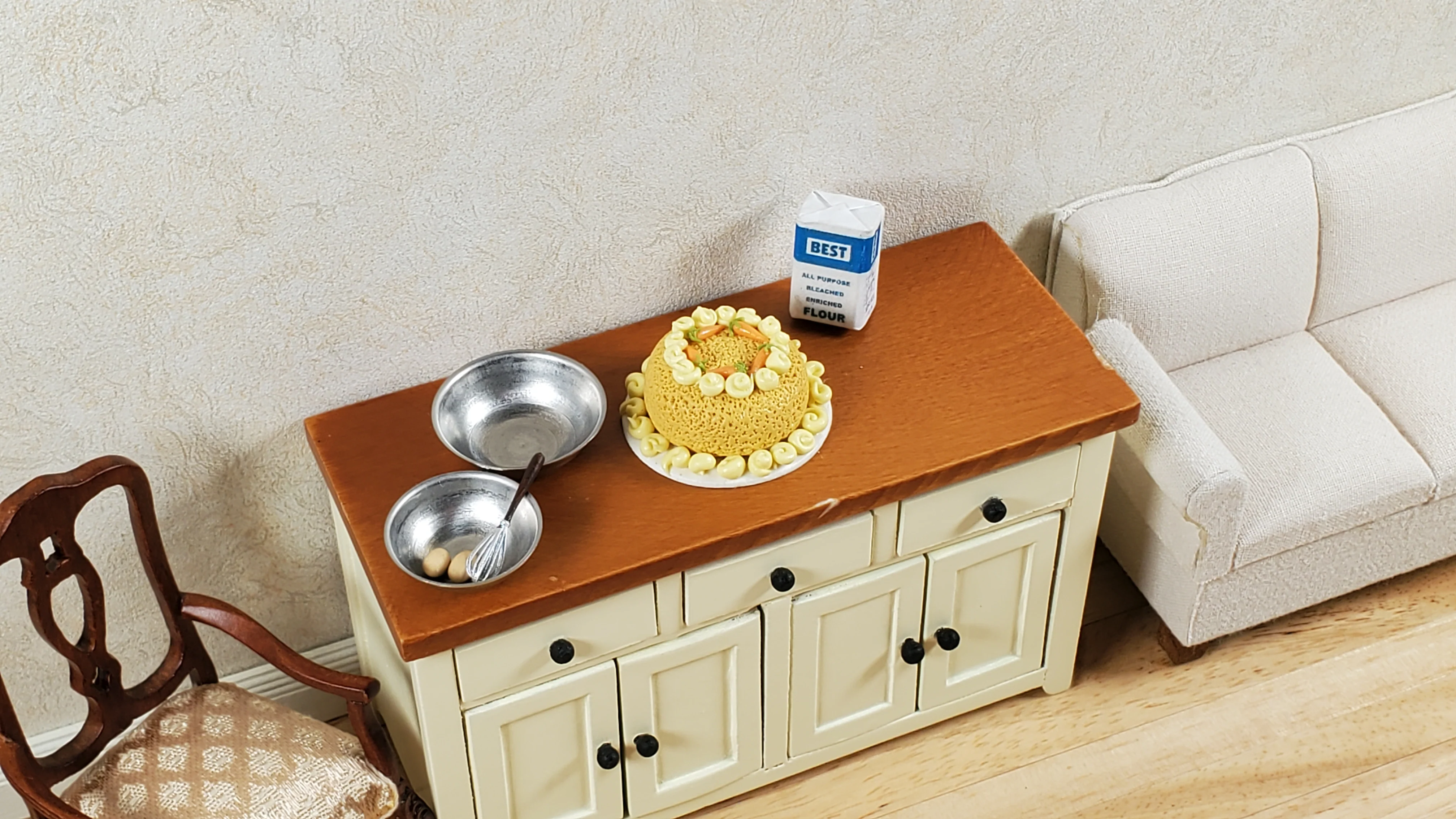 Dollhouse Large Carrot Cake 1:12 Scale Miniature Dessert Food - Image 3