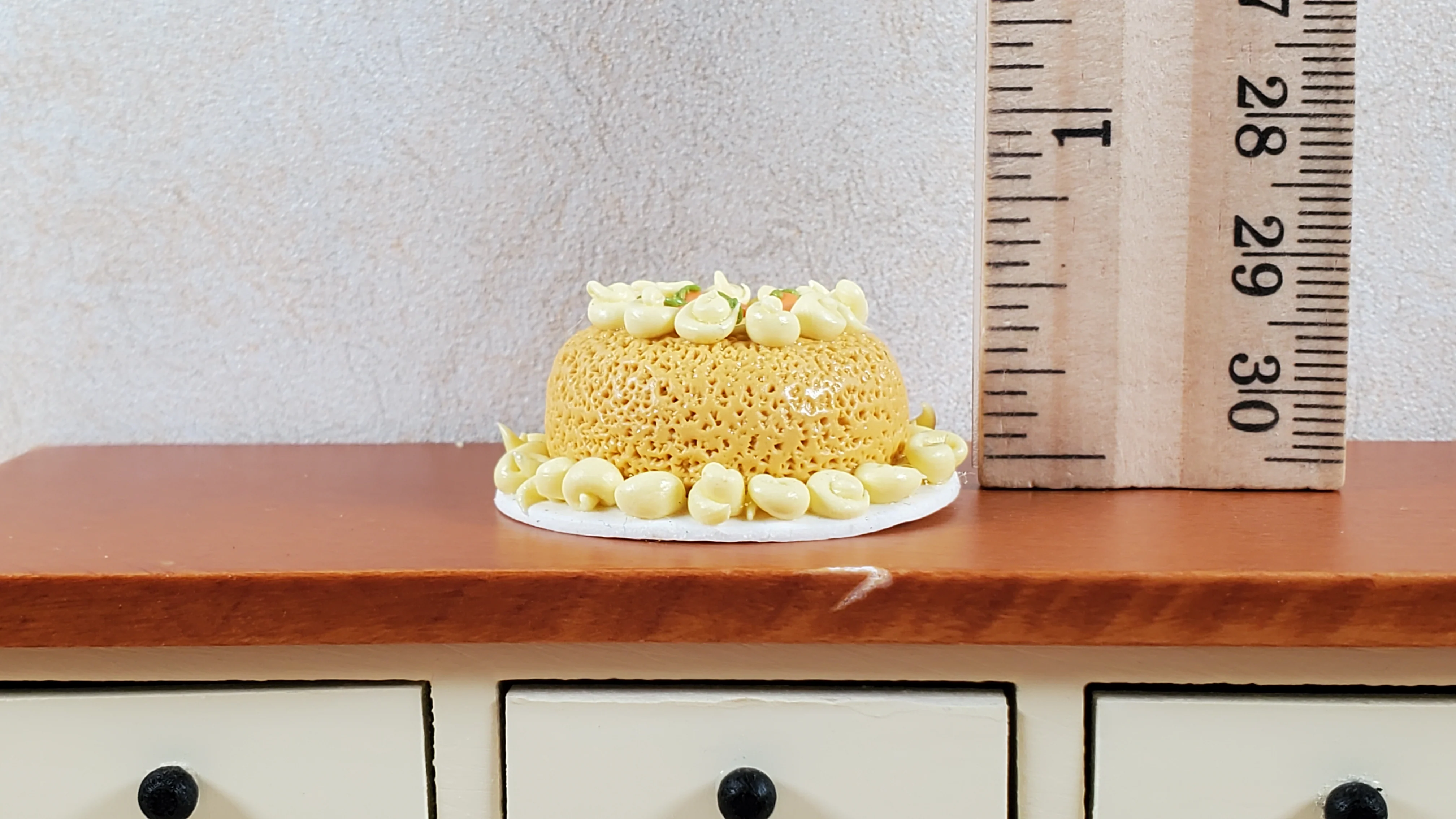 Dollhouse Large Carrot Cake 1:12 Scale Miniature Dessert Food - Image 4