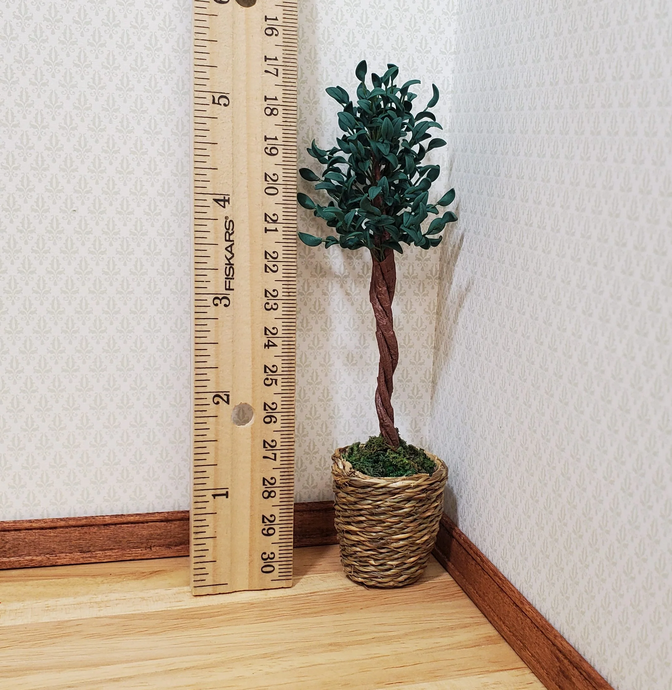 Dollhouse Large Ficus Tree Houseplant in Woven Basket 1:12 Scale Miniature - Image 3
