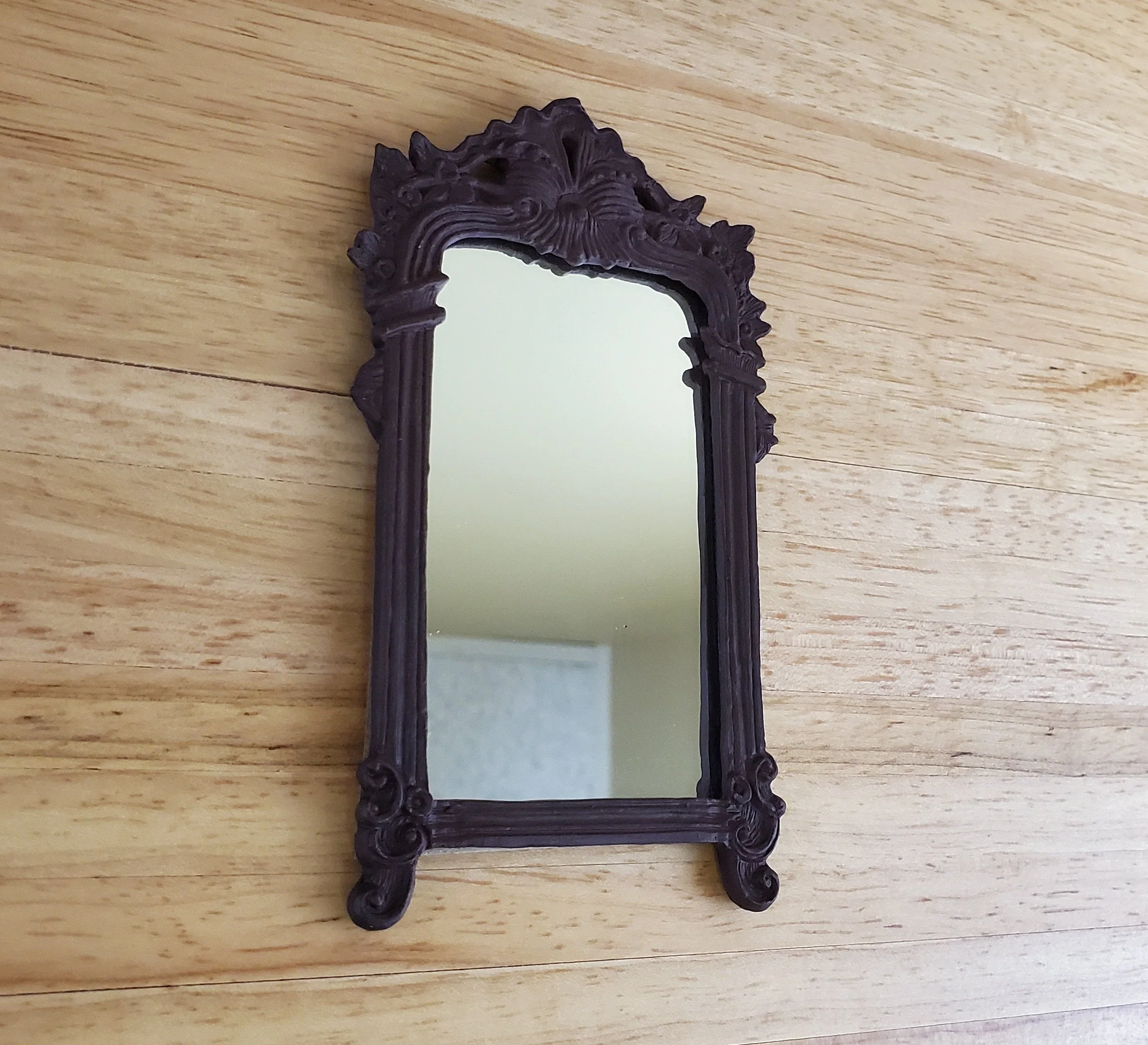 Dollhouse Large Mirror Baroque Style Fancy 1:12 Scale by Falcon Miniatures - Image 2