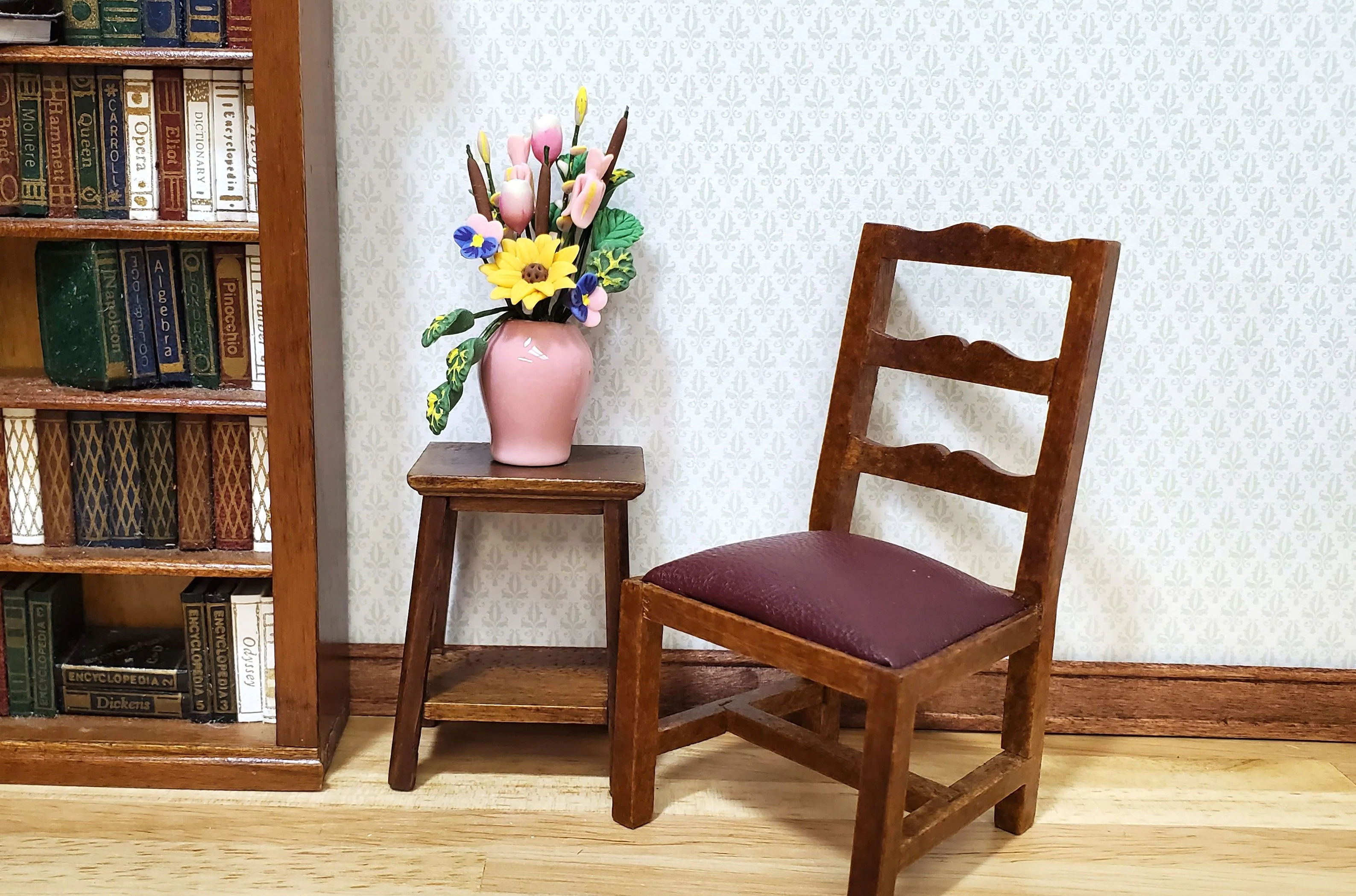 Dollhouse Large Vase of Flowers White Roses Calla Lilies 1:12 Scale Miniature - Image 2