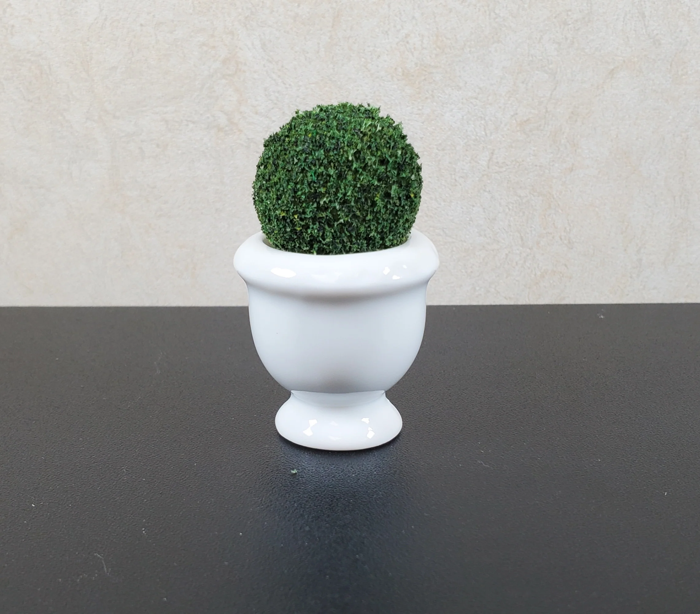 Dollhouse Large White Ceramic Urn Planter 1:12 Scale Miniature - Image 2