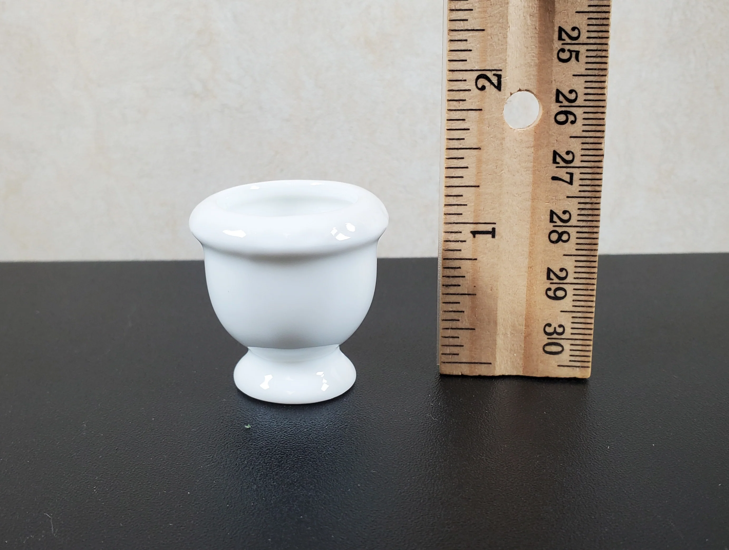 Dollhouse Large White Ceramic Urn Planter 1:12 Scale Miniature - Image 3