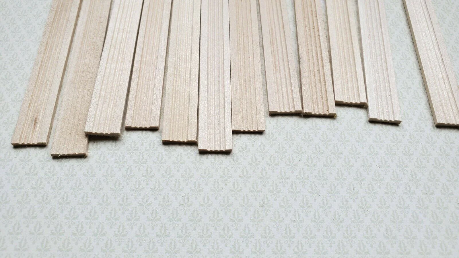 Dollhouse Large Window Casing 6" Trim x12 Pieces Assorted 1:12 Scale 77940 - Image 2