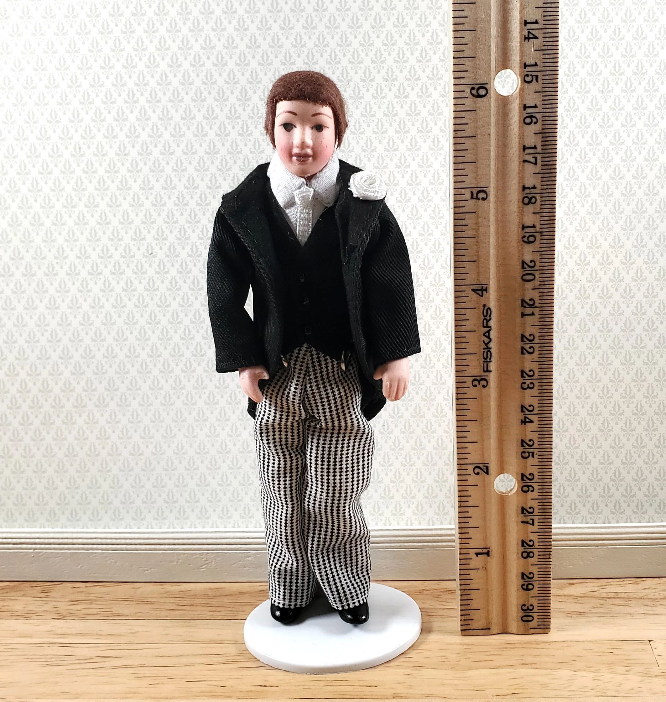 Dollhouse Man Groom in Suit Tux Doll Porcelain Dad Father 1:12 Scale Miniature - Image 4