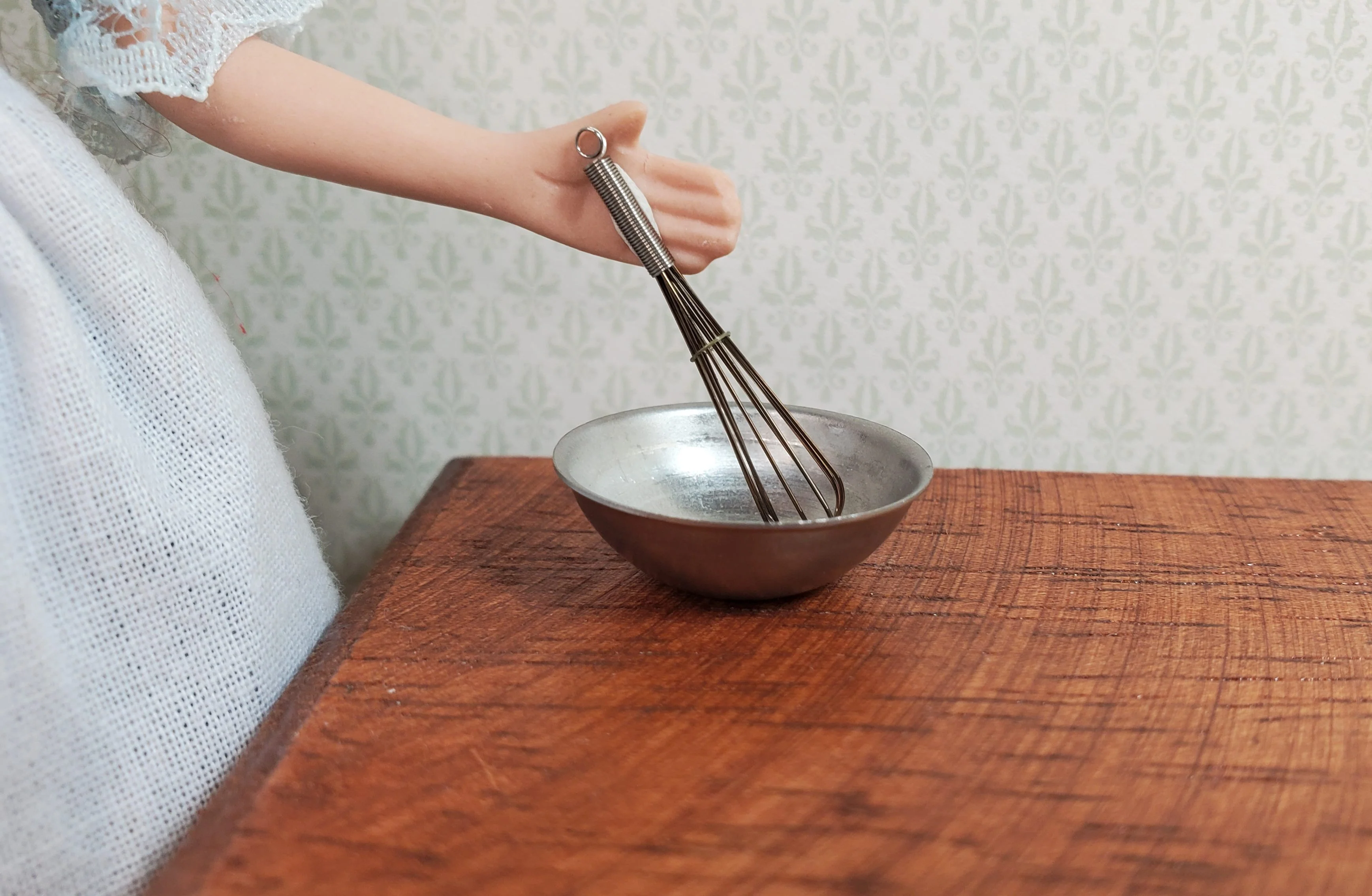 Dollhouse Metal Whisk 1:12 Scale Miniature Kitchen Utensil - Image 2
