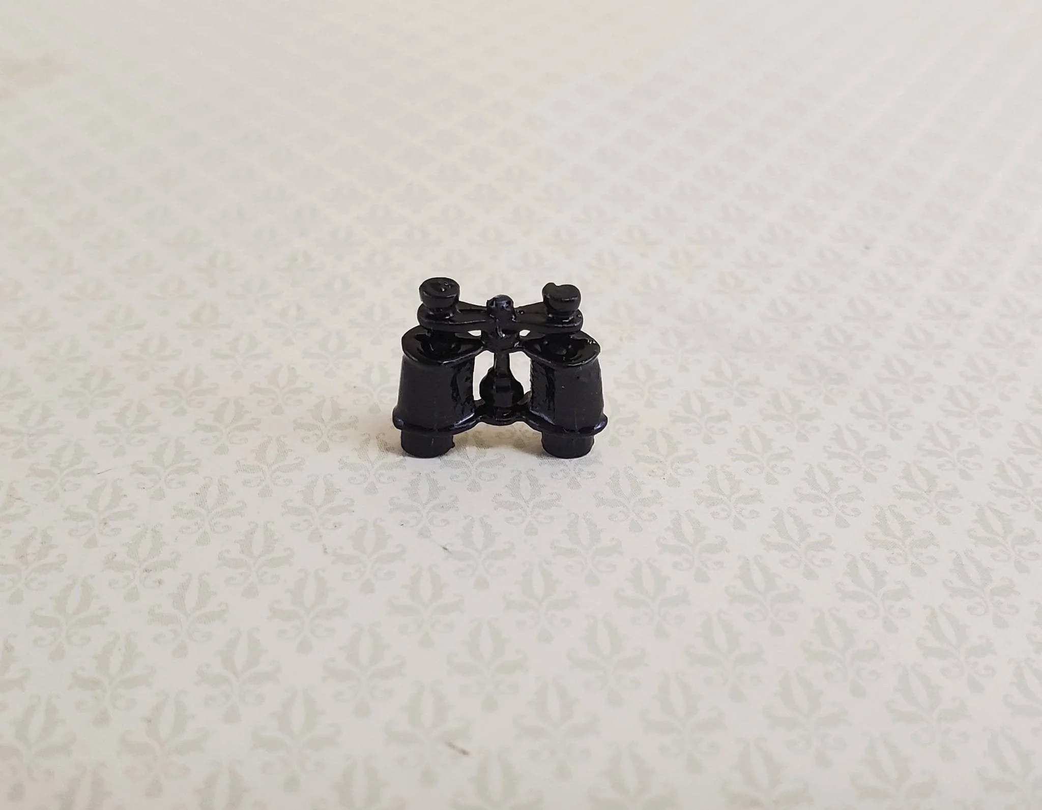 Dollhouse Miniature Binoculars Black Metal 1:12 Scale - Image 4