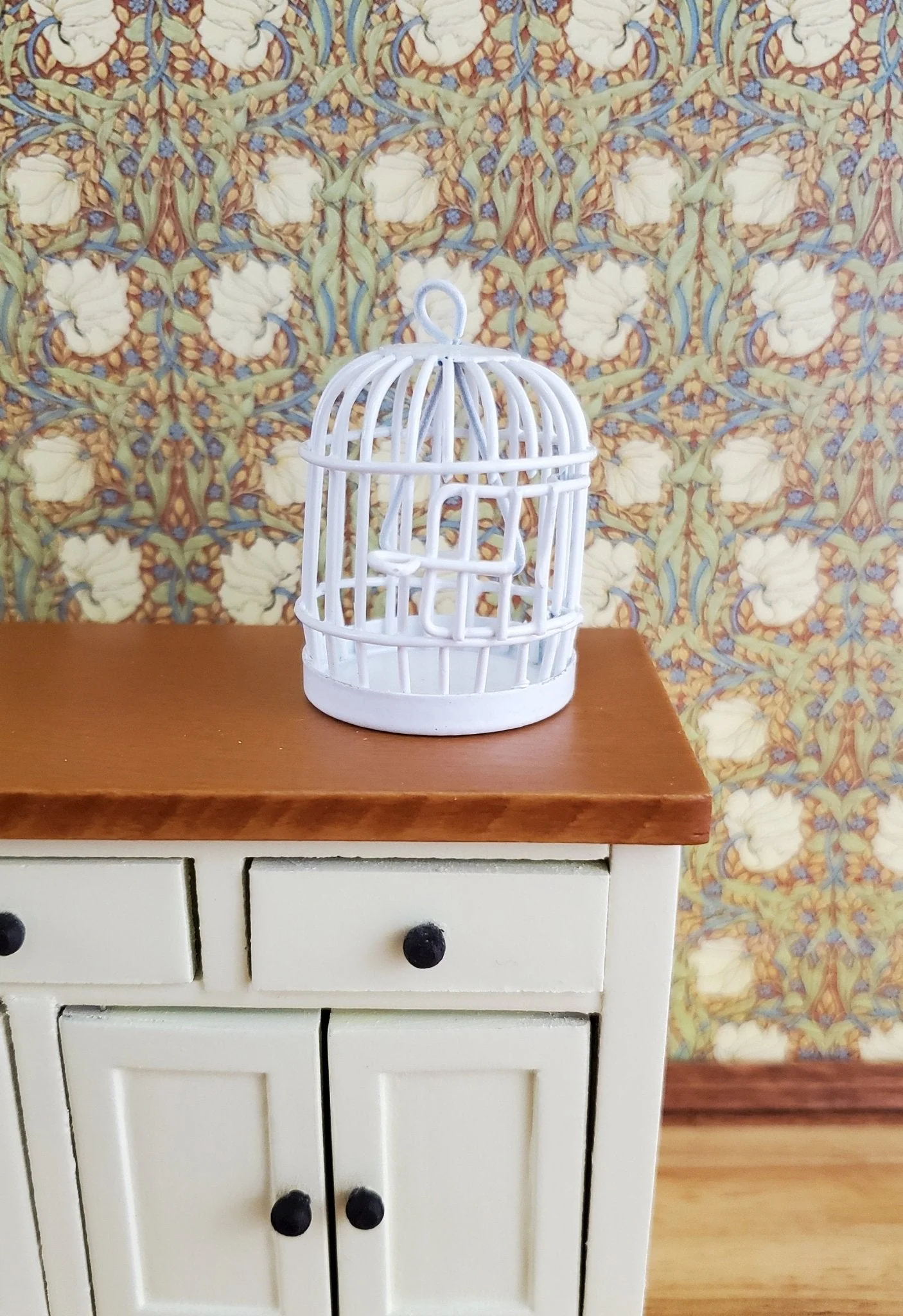 Dollhouse Miniature Birdcage White Metal Opens 1:12 Scale