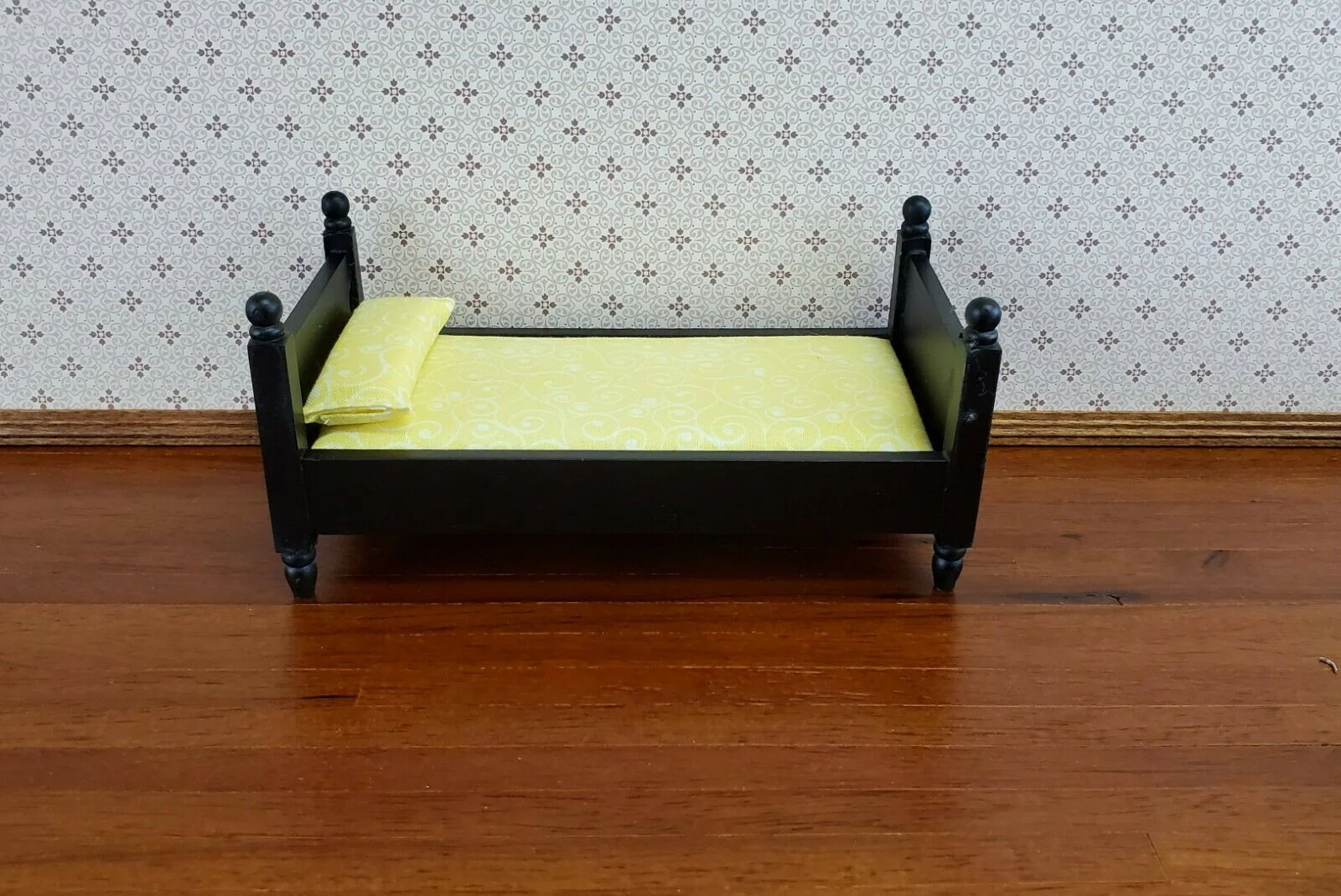 Dollhouse Small Child's Bed Black 1:12 Scale Miniature Furniture Wood - Image 2