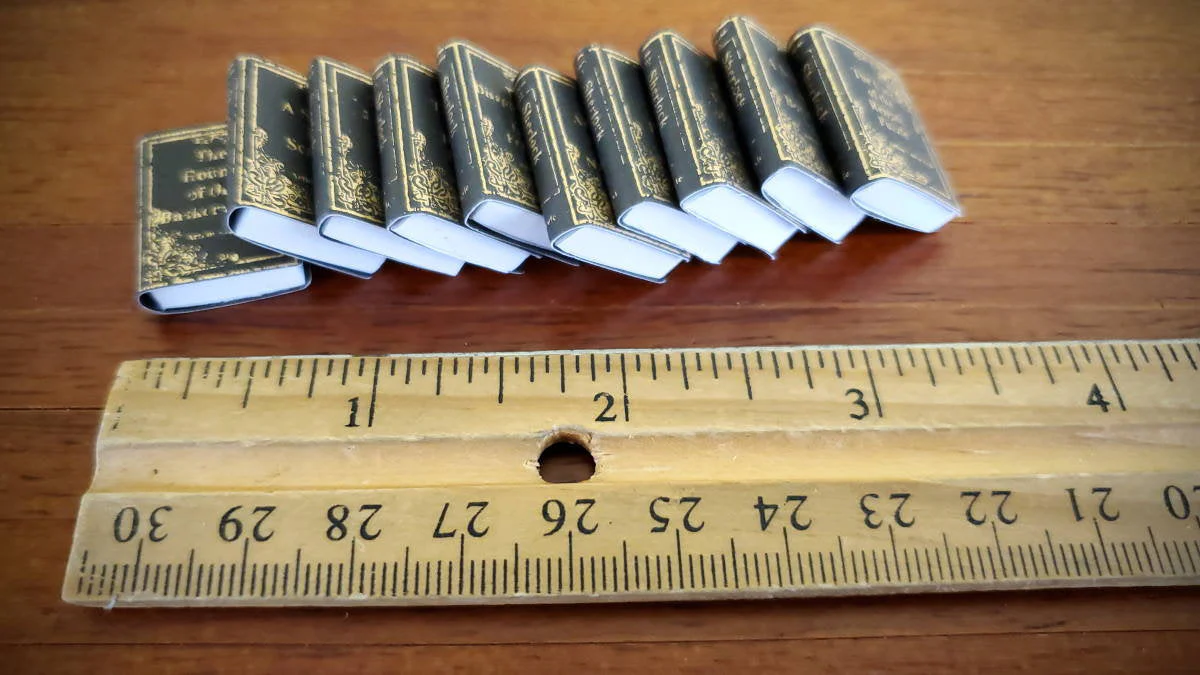 Dollhouse Miniature Book Set x10 Sherlock Holmes 1:12 Scale (blank inside) - Image 2