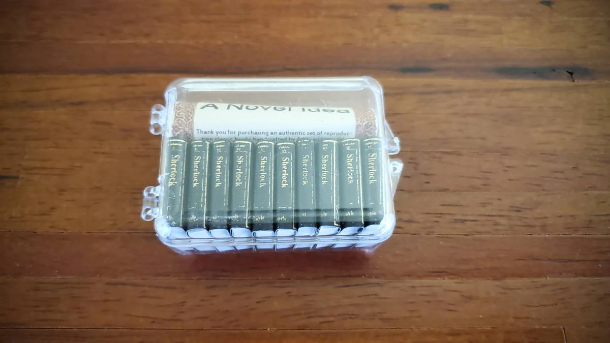 Dollhouse Miniature Book Set x10 Sherlock Holmes 1:12 Scale (blank inside) - Image 4