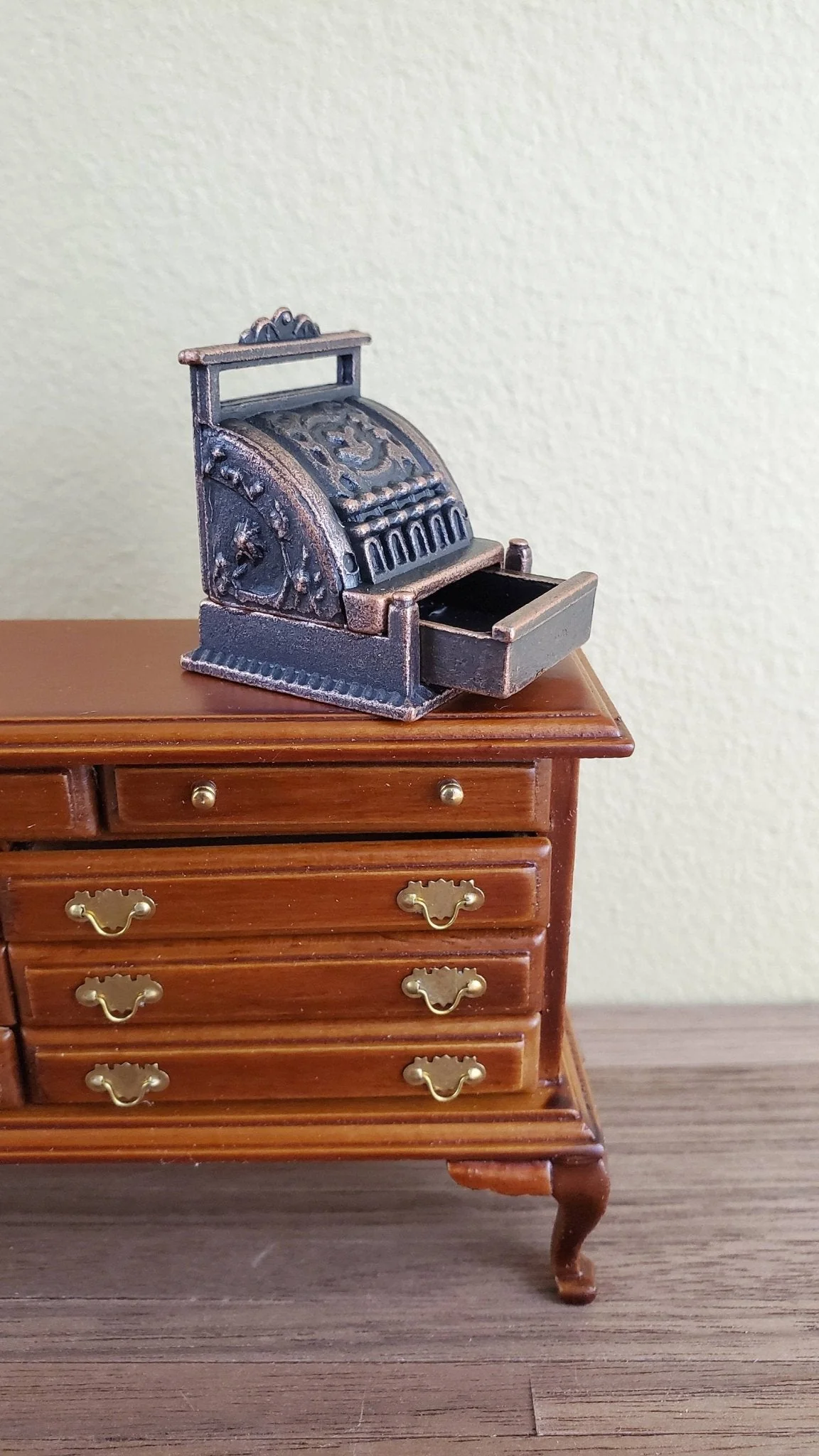 Dollhouse Miniature Cash Register Till Bronze Vintage Style Metal 1:12 Scale Opening Drawer - Image 4