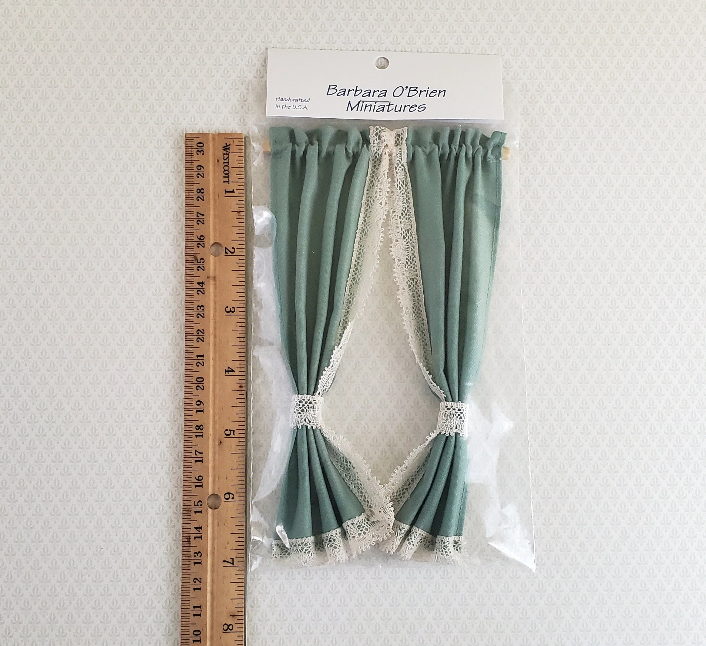 Dollhouse Miniature Curtains Green with Lace & Curtain Rod 1:12 Scale Handmade - Image 2