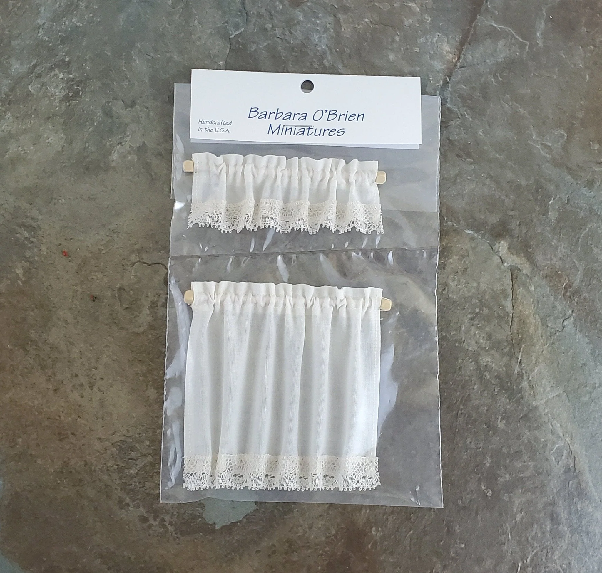Dollhouse Miniature Curtains & Valance White with Lace Curtain Rod 1:12 Scale