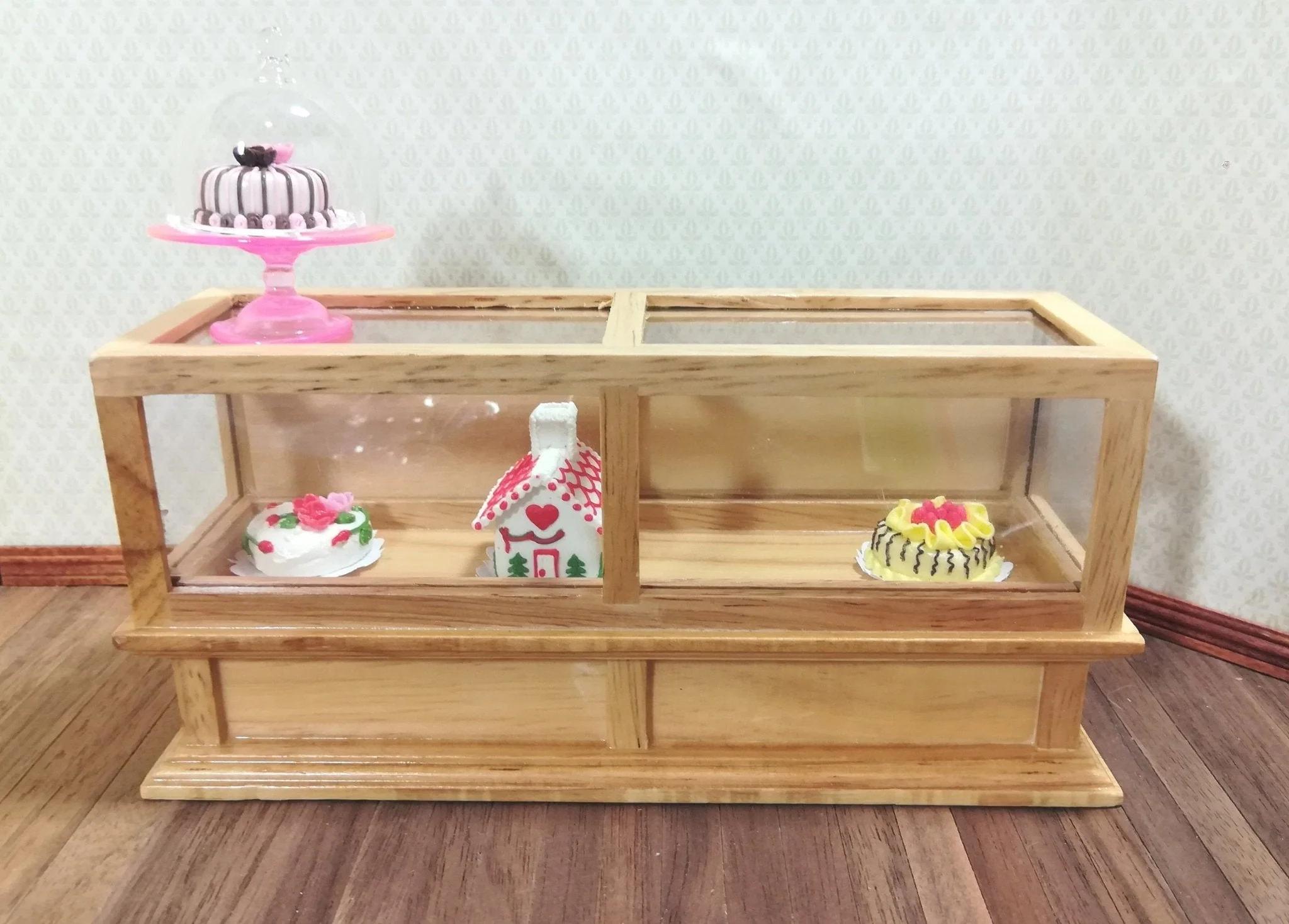 Dollhouse Miniature Display Counter for Bakery Store or Shop 1:12 Scale Furniture Light Oak - Image 3