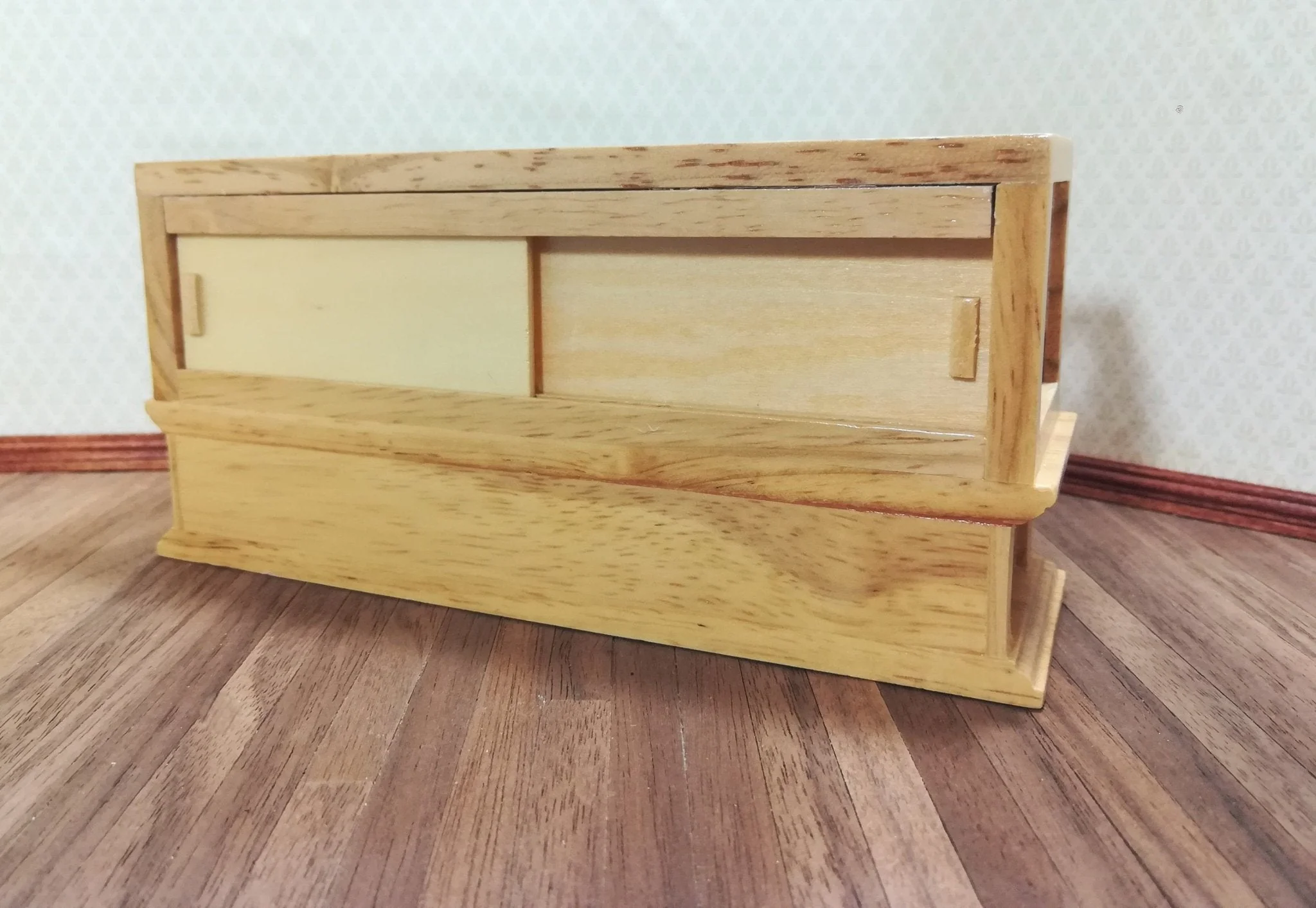 Dollhouse Miniature Display Counter for Bakery Store or Shop 1:12 Scale Furniture Light Oak - Image 4