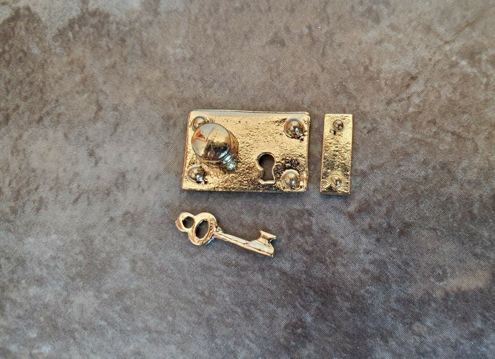 Dollhouse Miniature Door Knob Plate Lock Set with Key Gold 1:12 Scale Large