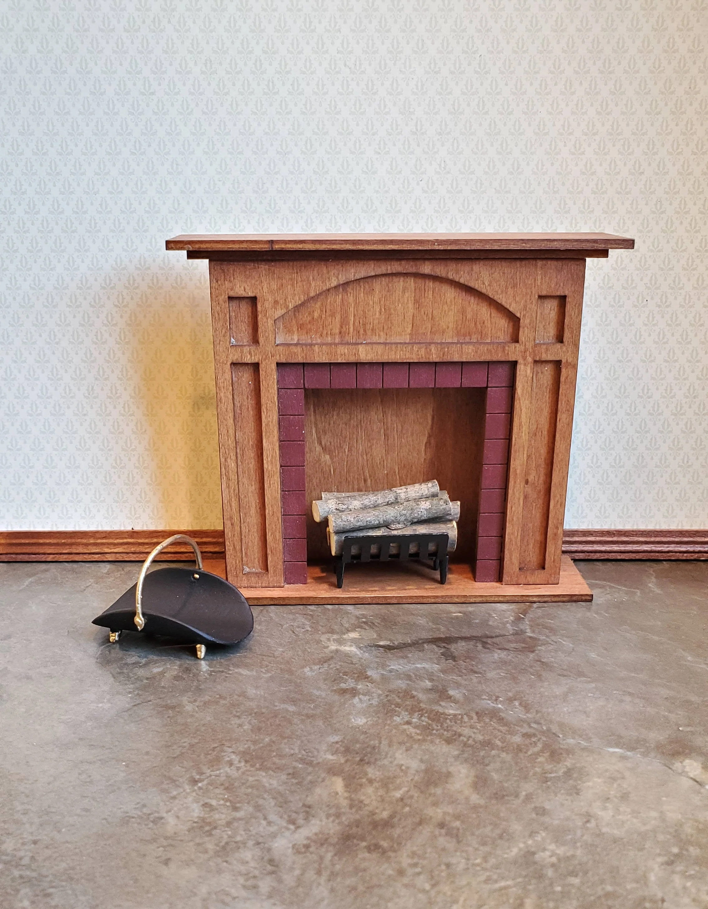 Dollhouse Miniature Fireplace Log Rack Holder with Logs Black Gold Metal 1:12 Scale - Image 4