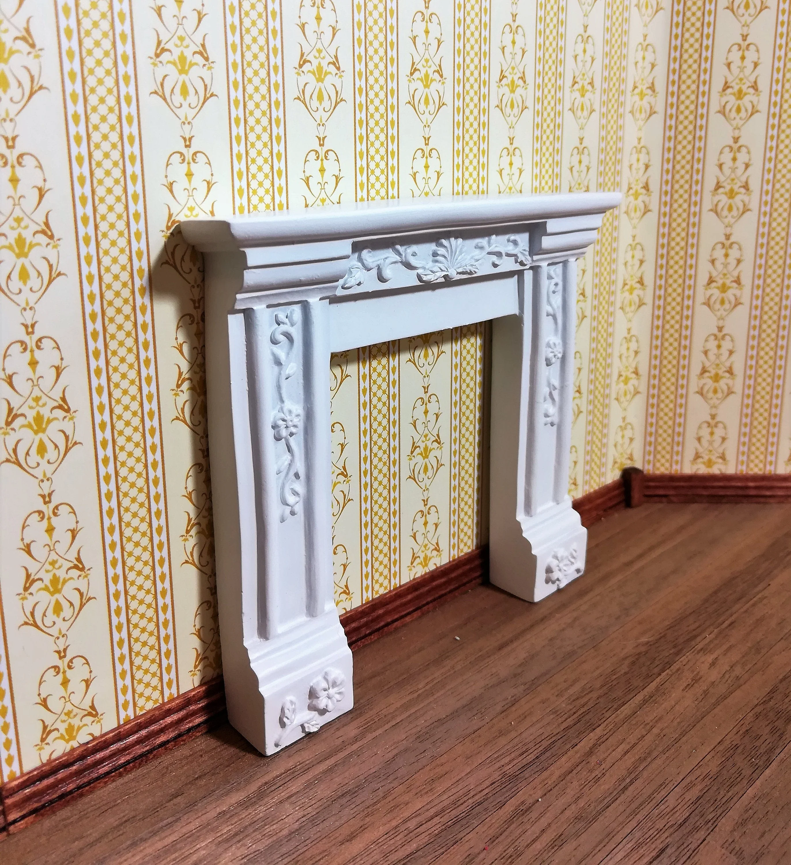 Dollhouse Miniature Fireplace Surround Victorian with Flowers White Resin 1:12 Scale - Image 2