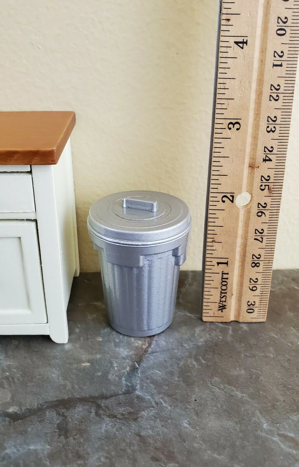 Dollhouse Miniature Garbage Can Waste Paper Baskets Metal Opening Lid 1:12 Scale - Image 3