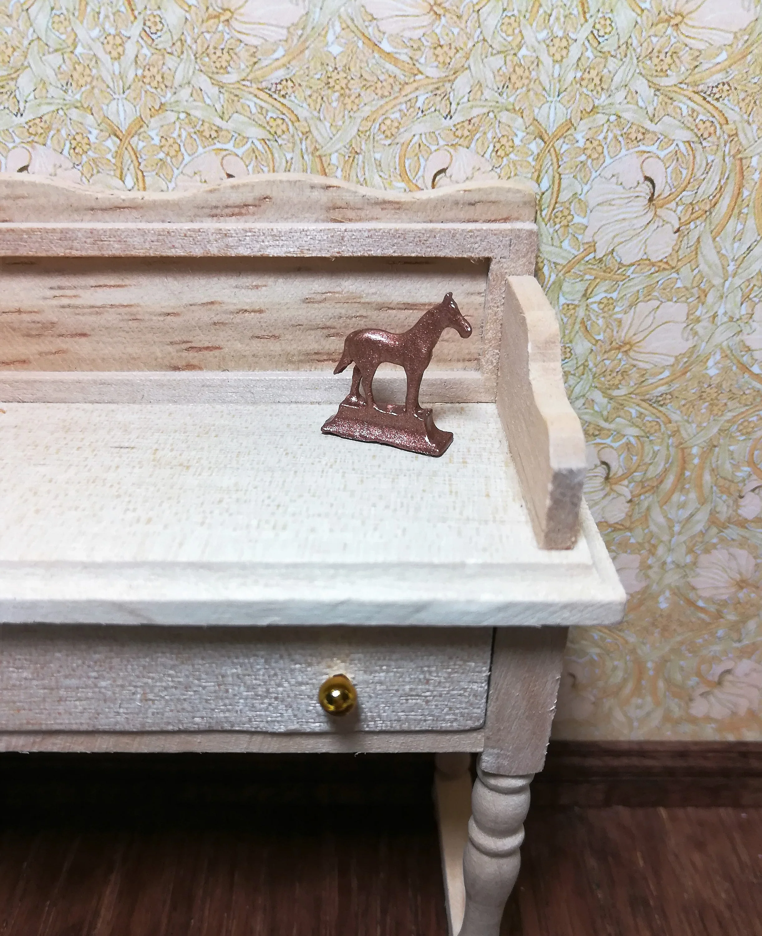 Dollhouse Miniature Horse Statue Trophy Bronze 1:12 Scale Painted Metal - Image 2