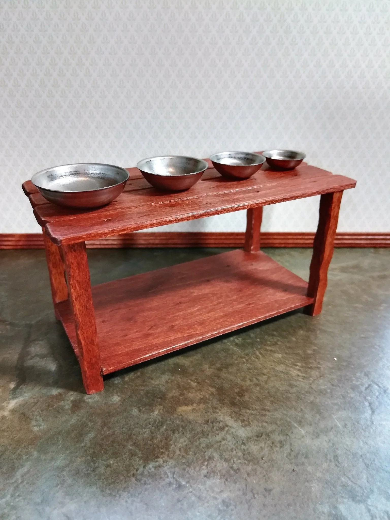 Dollhouse Miniature Kitchen Metal Stacking Mixing Bowls 1:12 Scale Set of 4 - Image 2