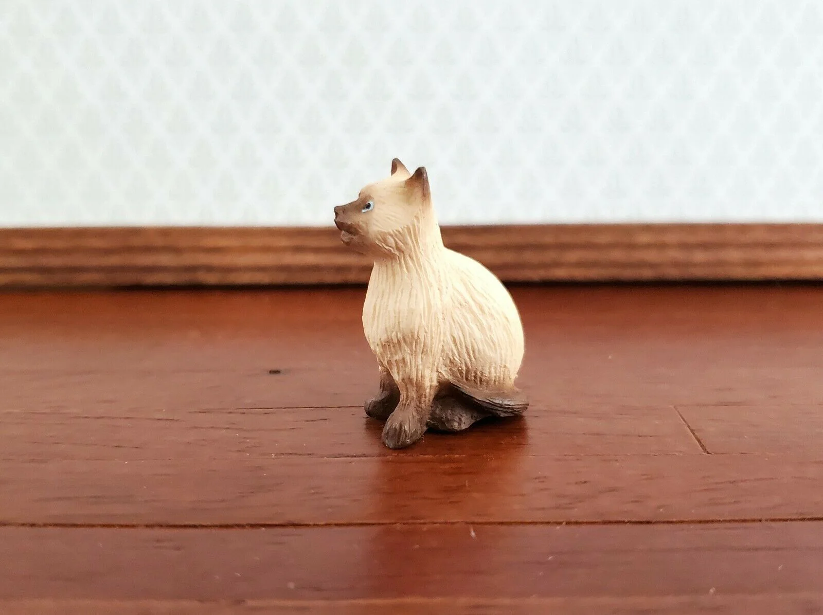 Dollhouse Miniature Kitty Cat Himalayan Siamese Sitting 1:12 Scale Pets A2959SB - Image 2