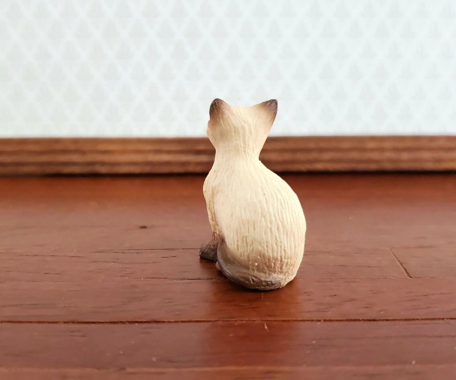 Dollhouse Miniature Kitty Cat Himalayan Siamese Sitting 1:12 Scale Pets A2959SB - Image 3