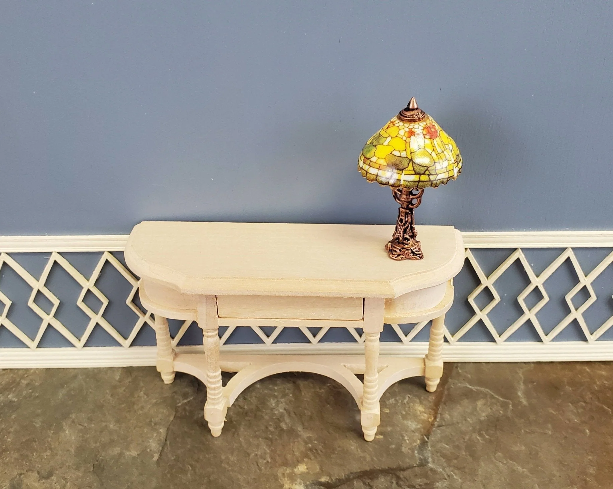 Dollhouse Miniature Lamp Non-Working Stained Glass Style Reutter Porcelain 1:12 Scale - Image 2