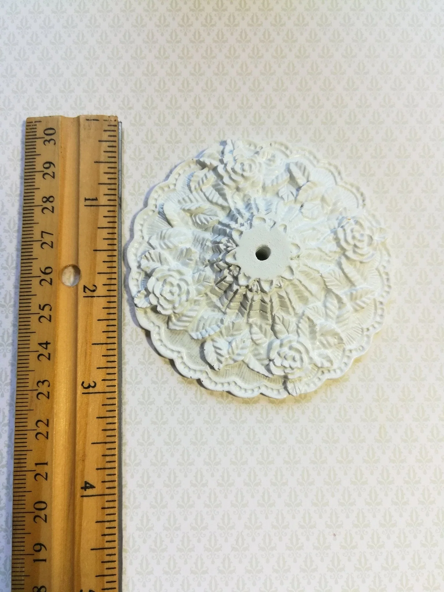 Dollhouse Miniature Large Cast Resin Ceiling Rose Medallion 1:12 Scale 2 7/8" 7.5cm - Image 2