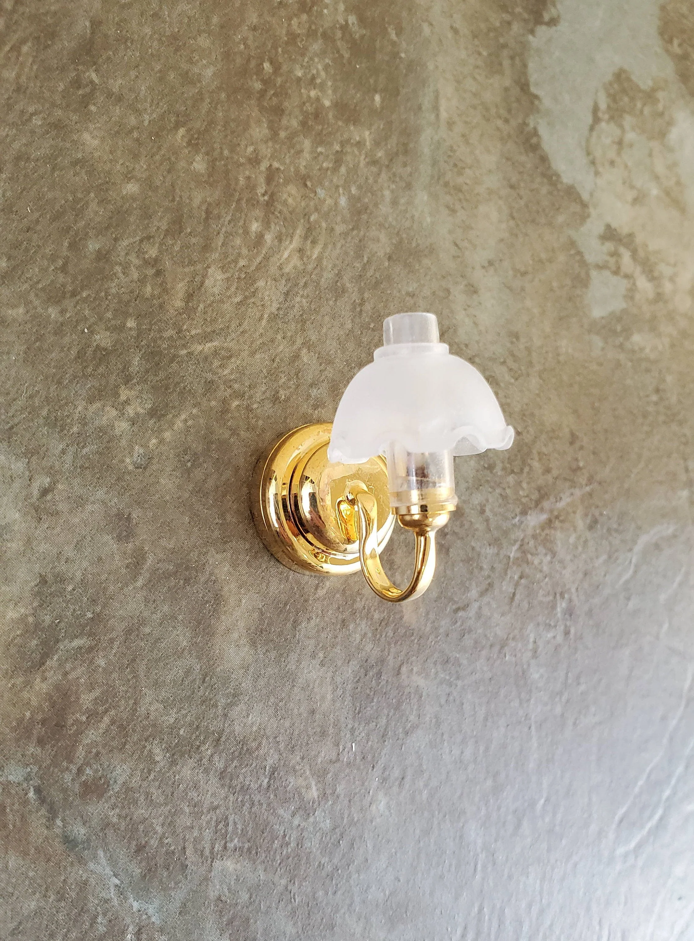 Dollhouse Miniature Battery Light Single Flower Wall Sconce 1:12 Scale - Image 2