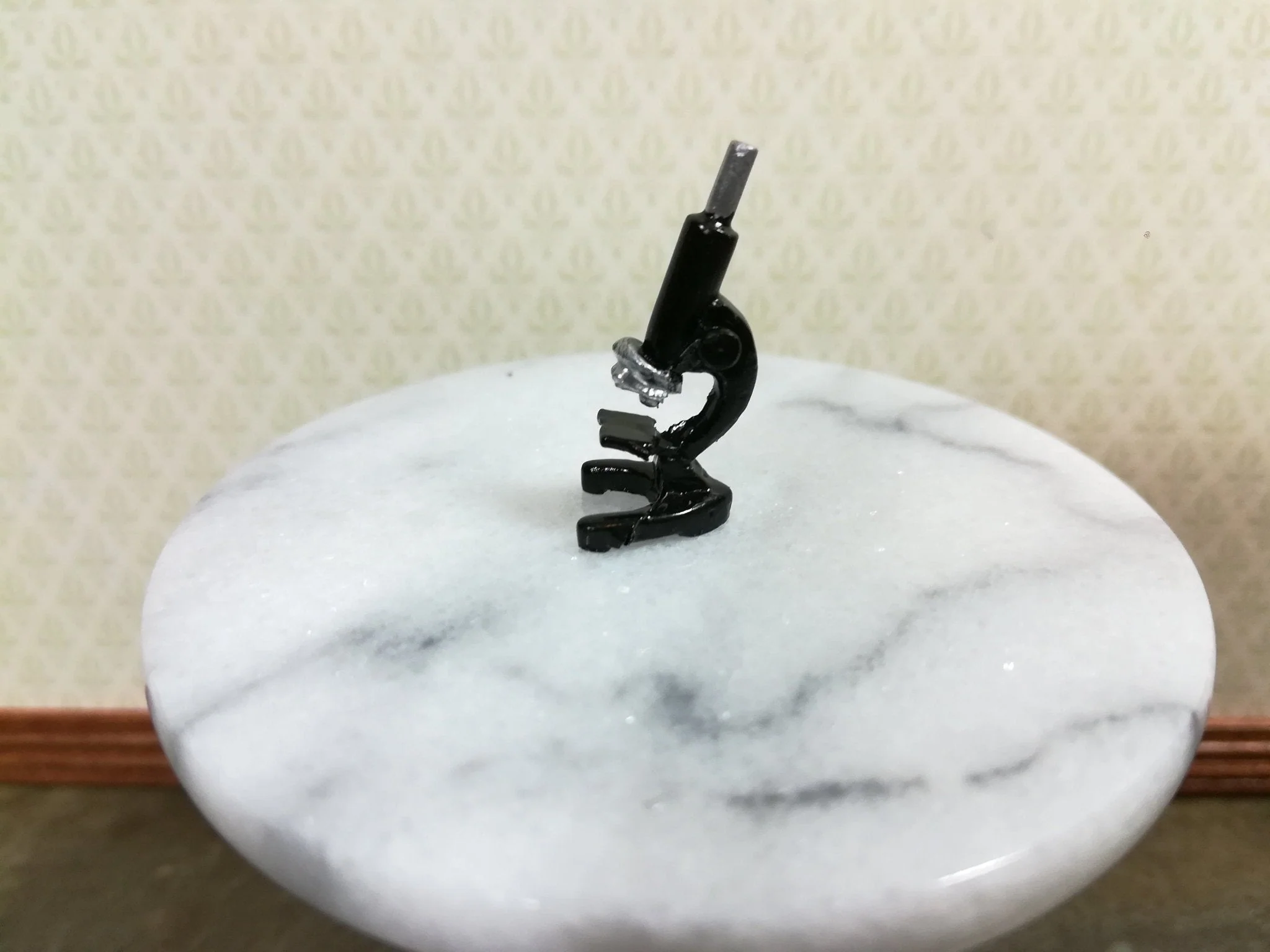 Dollhouse Miniature Microscope Black & Silver Metal 1:12 Scale - Image 3
