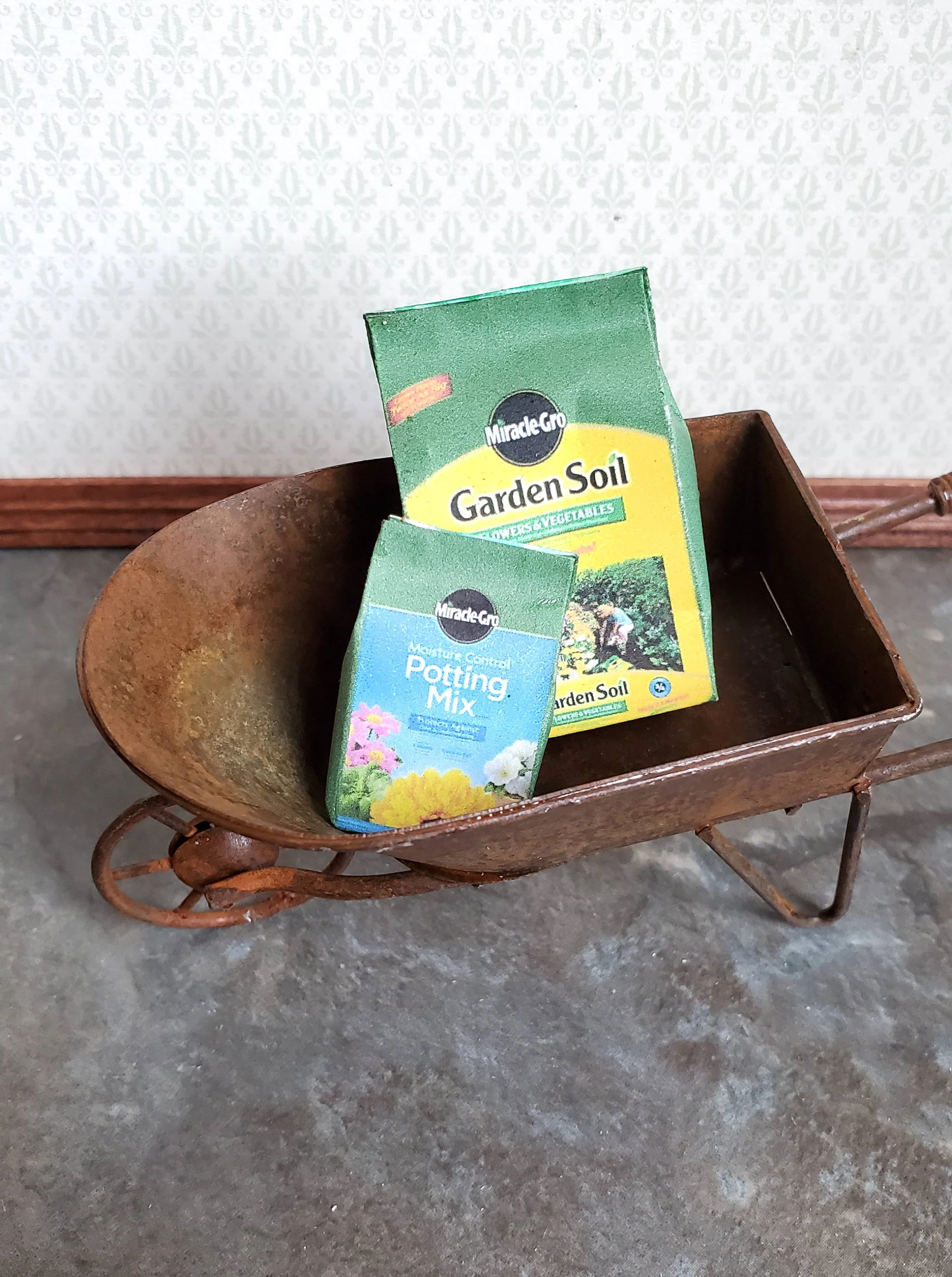 Dollhouse Miniature Miracle Grow Garden Soil & Potting Mix Bags 1:12 Scale Dirt - Image 2