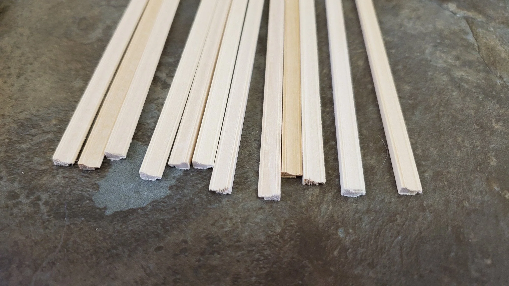 Dollhouse Miniature Picture Frame Trim 6" Pieces x12 or Chair Rail Molding 1:12 Scale Building
