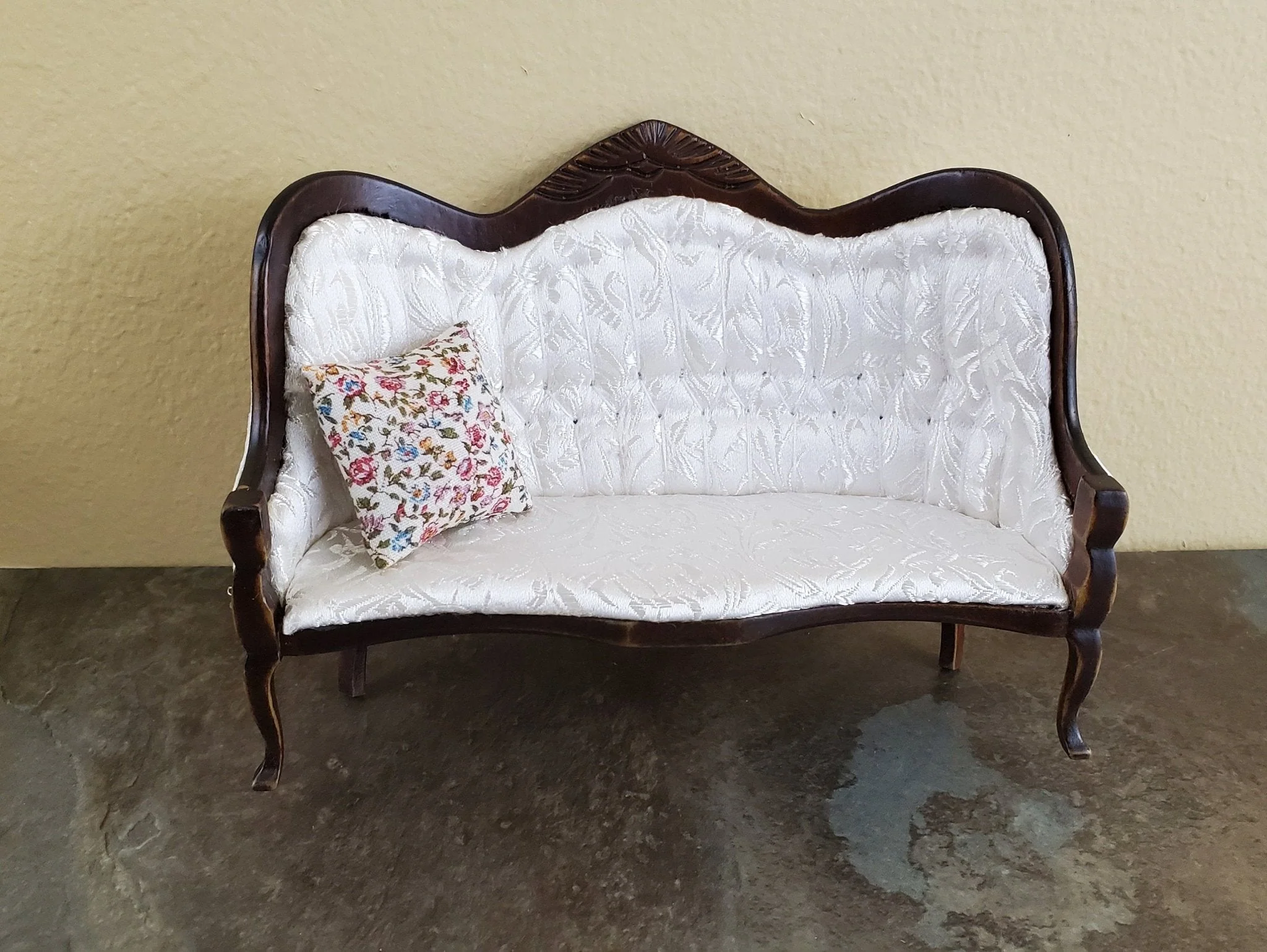 Dollhouse Miniature Pillow Floral Print Handmade 1:12 Scale 1 1/2" - Image 4