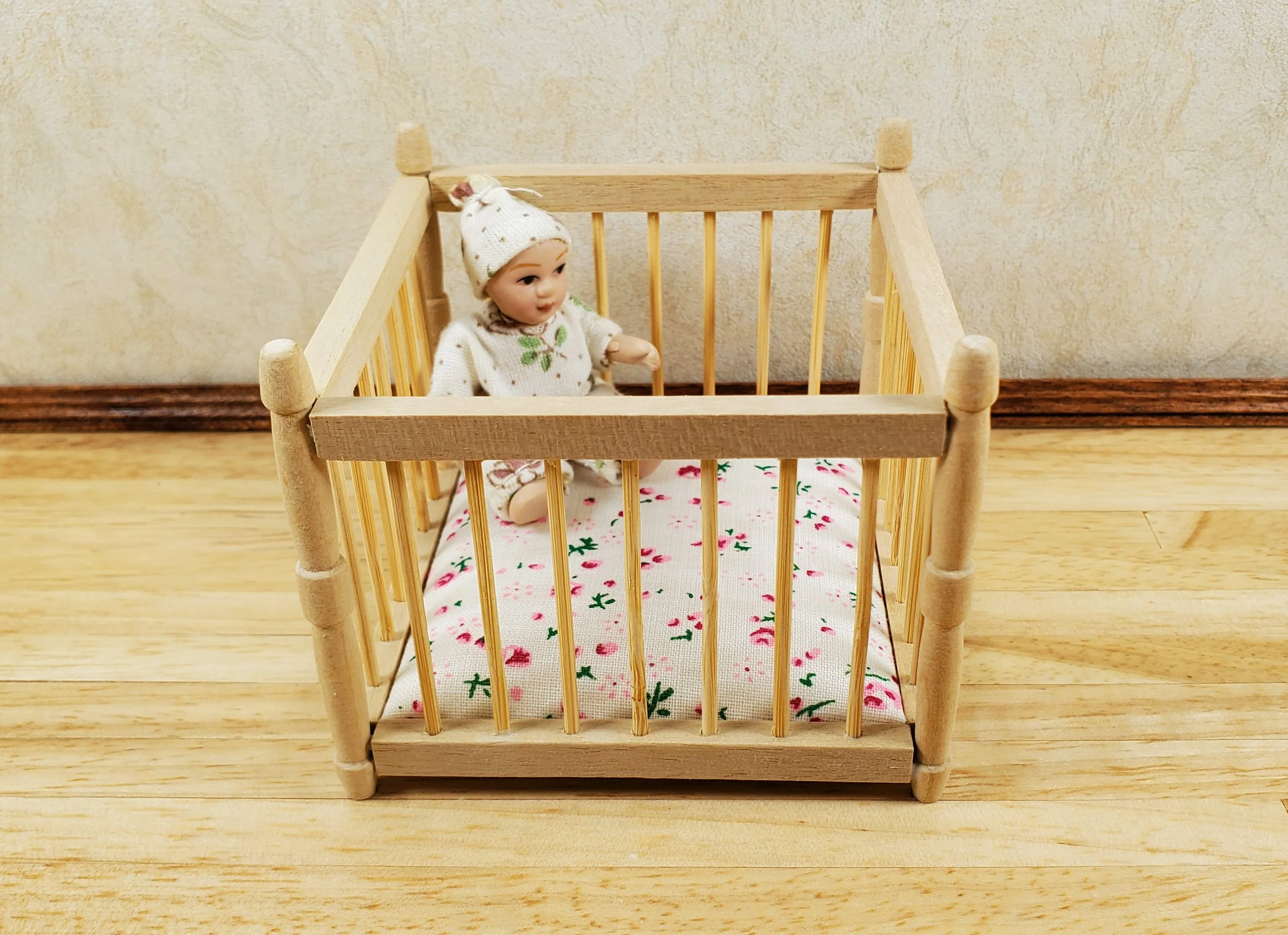 Dollhouse Miniature Playpen Natural Wood 1:12 Scale Nursery Room Furniture - Image 3