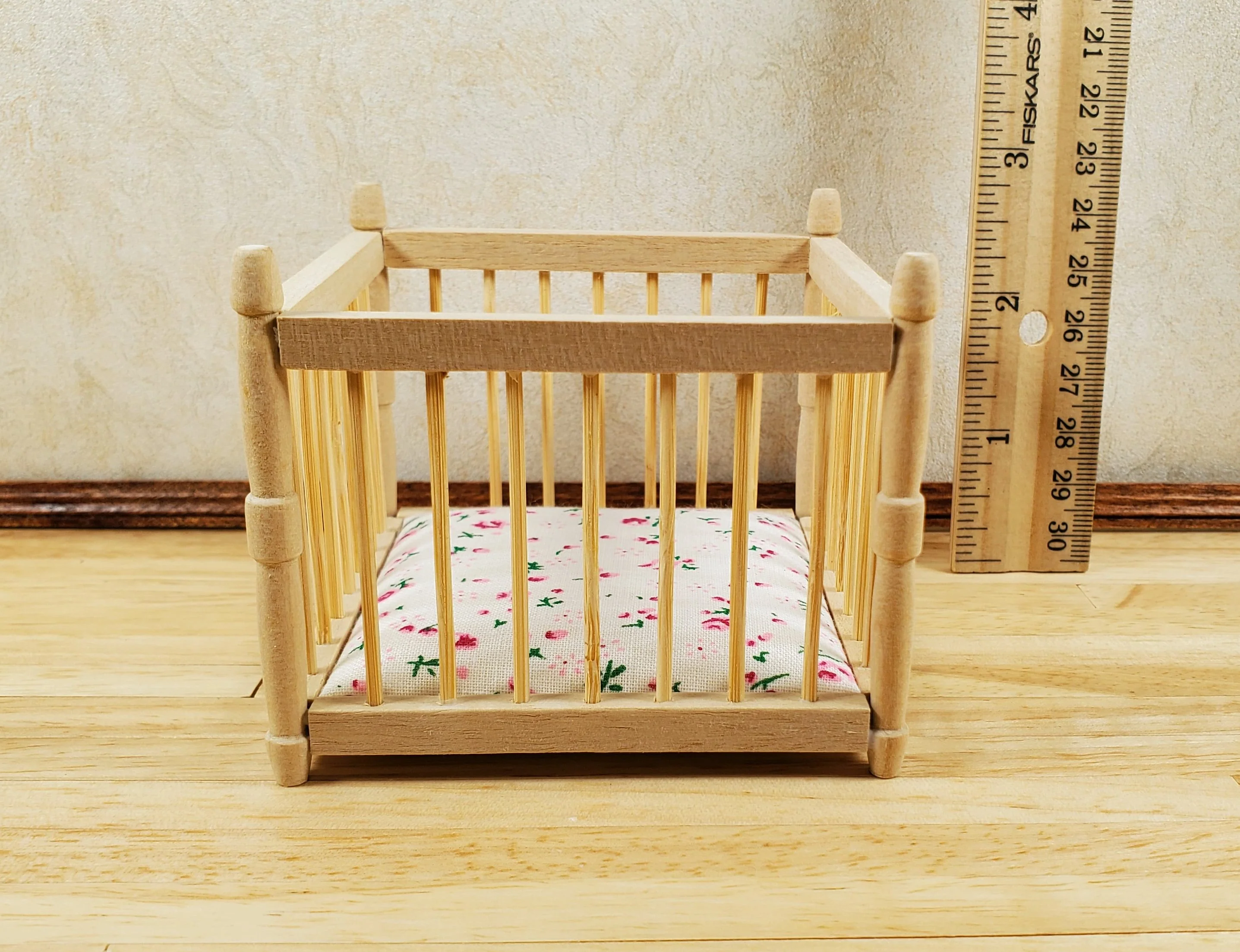 Dollhouse Miniature Playpen Natural Wood 1:12 Scale Nursery Room Furniture - Image 4