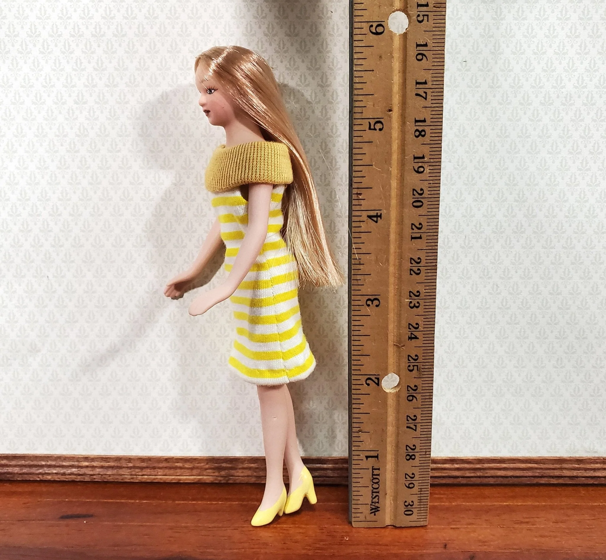 Dollhouse Miniature Porcelain Doll Modern Female Mom 1960s 1:12 Scale Woman - Image 3