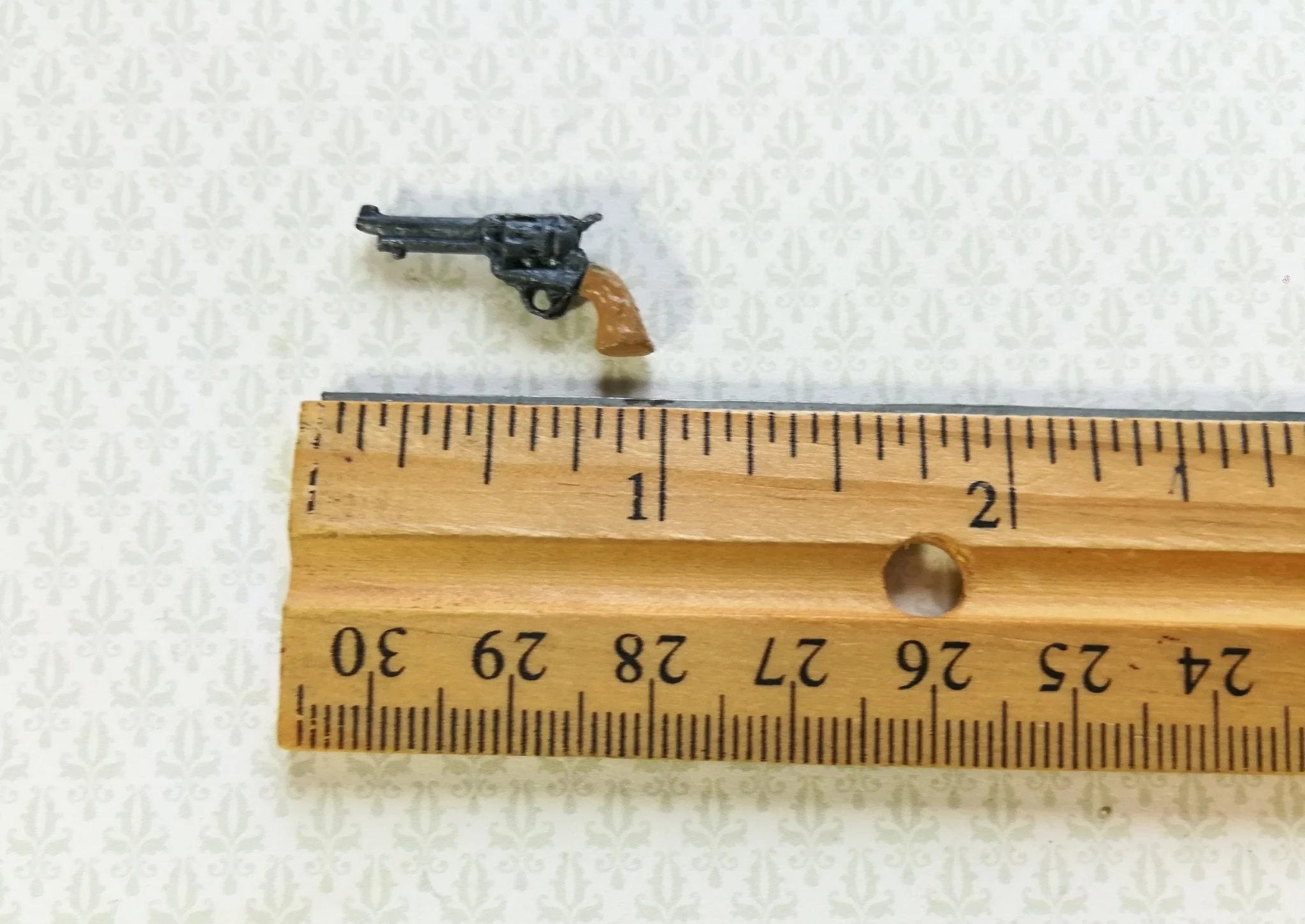 Dollhouse Miniature Revolver Handgun Western Style 1:12 Scale Painted Metal - Image 2
