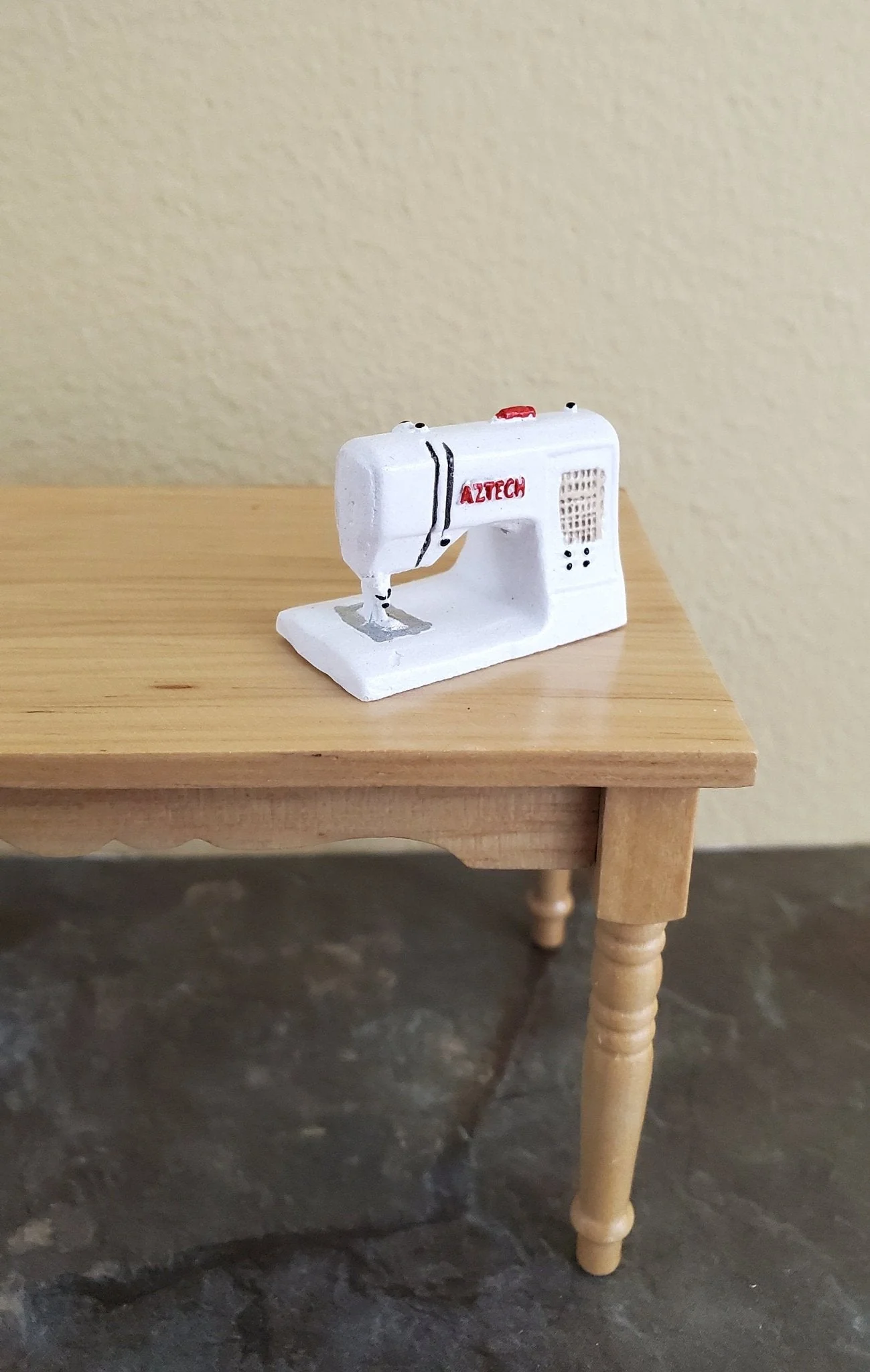 Dollhouse Miniature Sewing Machine Modern Style White 1:12 Scale - Image 2