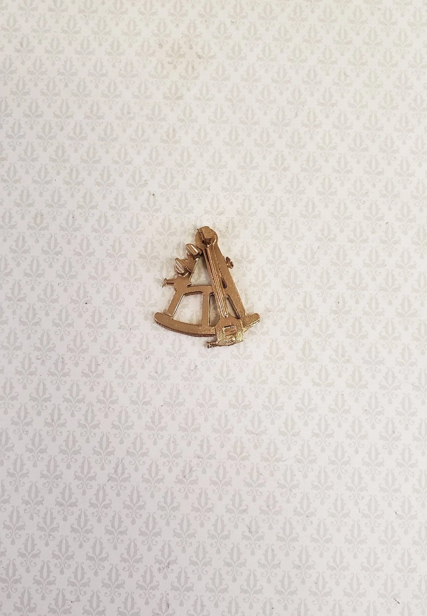 Dollhouse Miniature Sextant Gold Metal 1:12 Scale Decoration Hand Painted