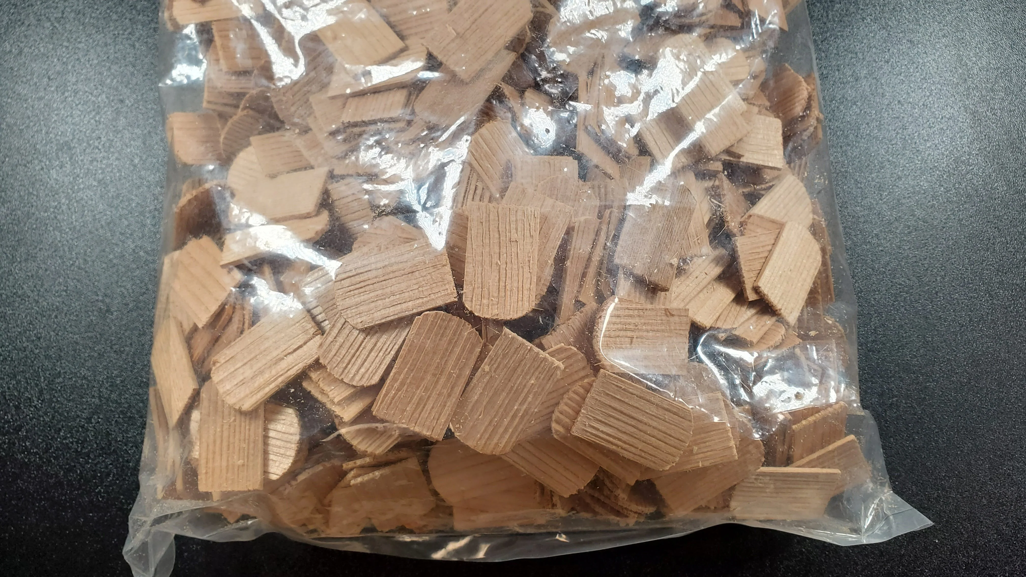 Dollhouse Miniature Shingles Cedar Wood Hexagon 1:12 Scale 1000 pieces Alessio - Image 2