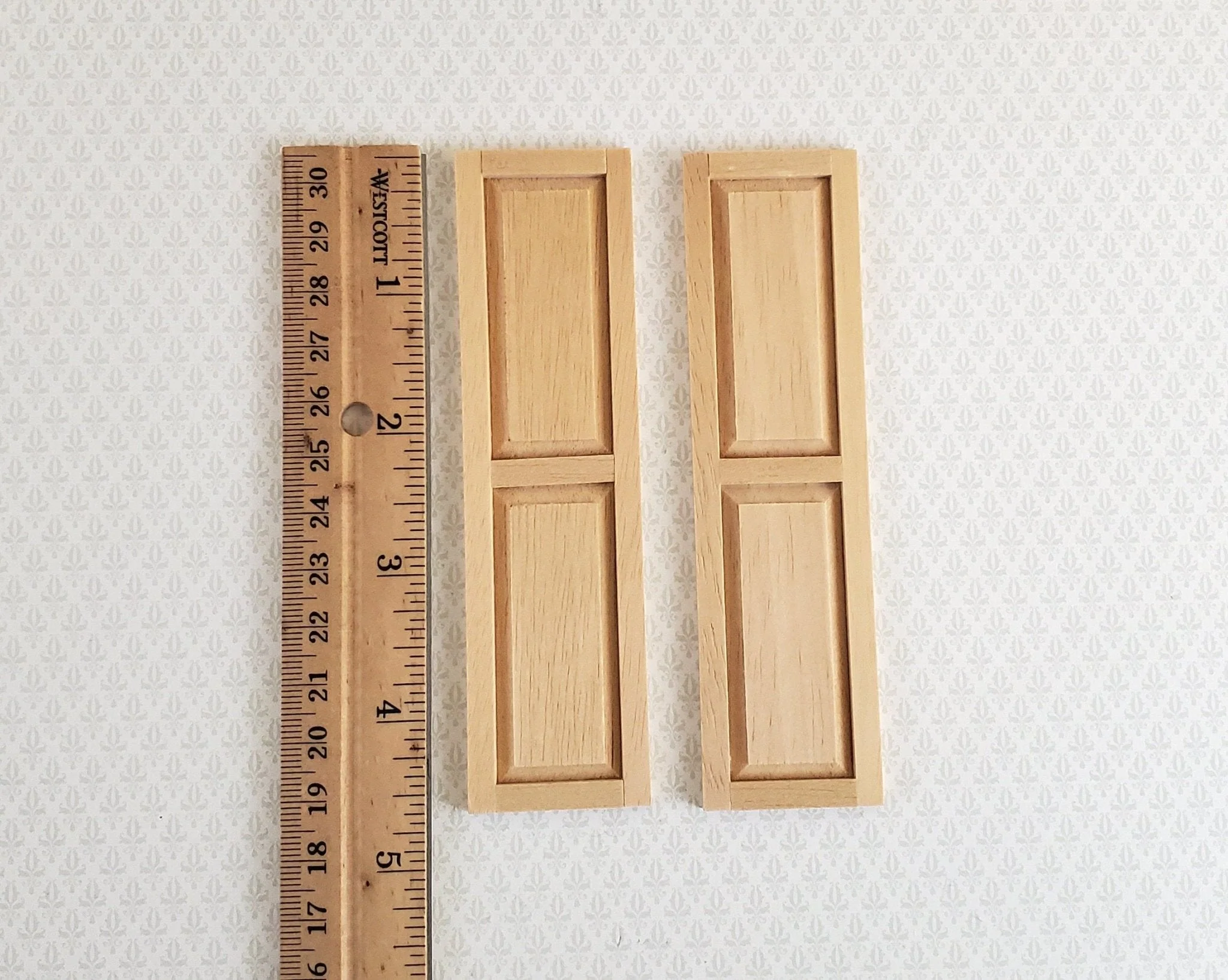 Dollhouse Miniature Shutters 1 Pair Houseworks Jamestown 1:12 Scale 4 11/16" - Image 2
